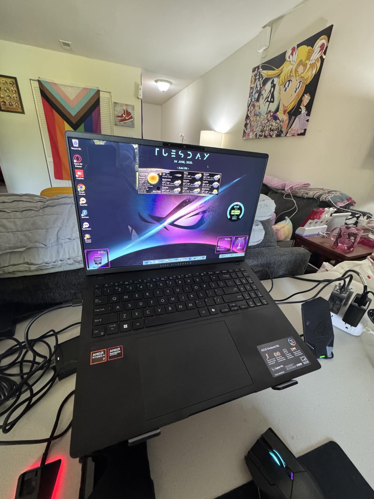 ASUS Vivobook S16 Laptop, Copilot+ PC, AMD Ryzen AI 7 350 with XDNA NPU, 16GB Memory, 1TB SSD, Neutral Black, M5606KA-DS76 customer photo 2