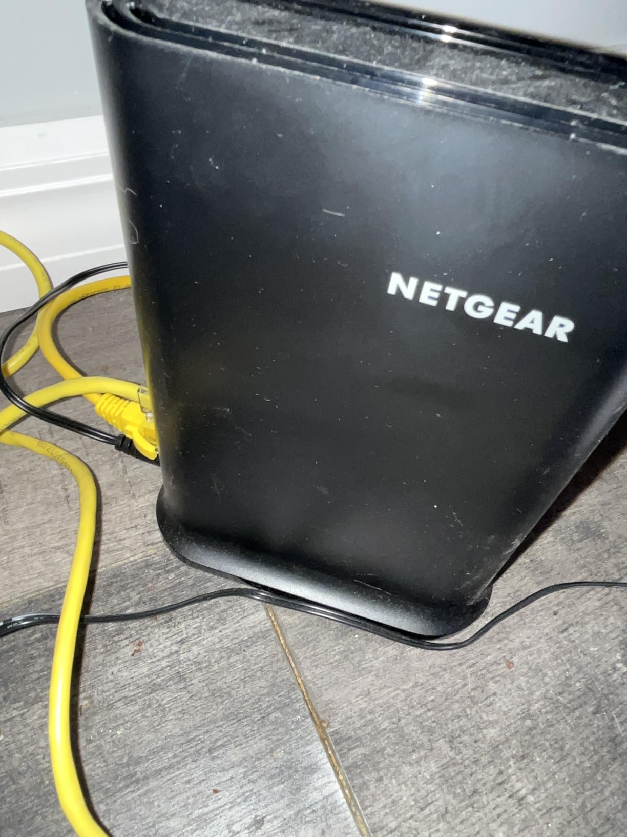 NETGEAR Nighthawk WiFi 6 Router R6700AX, Up to 1,500 sq ft, 1.8 Gbps customer photo 2