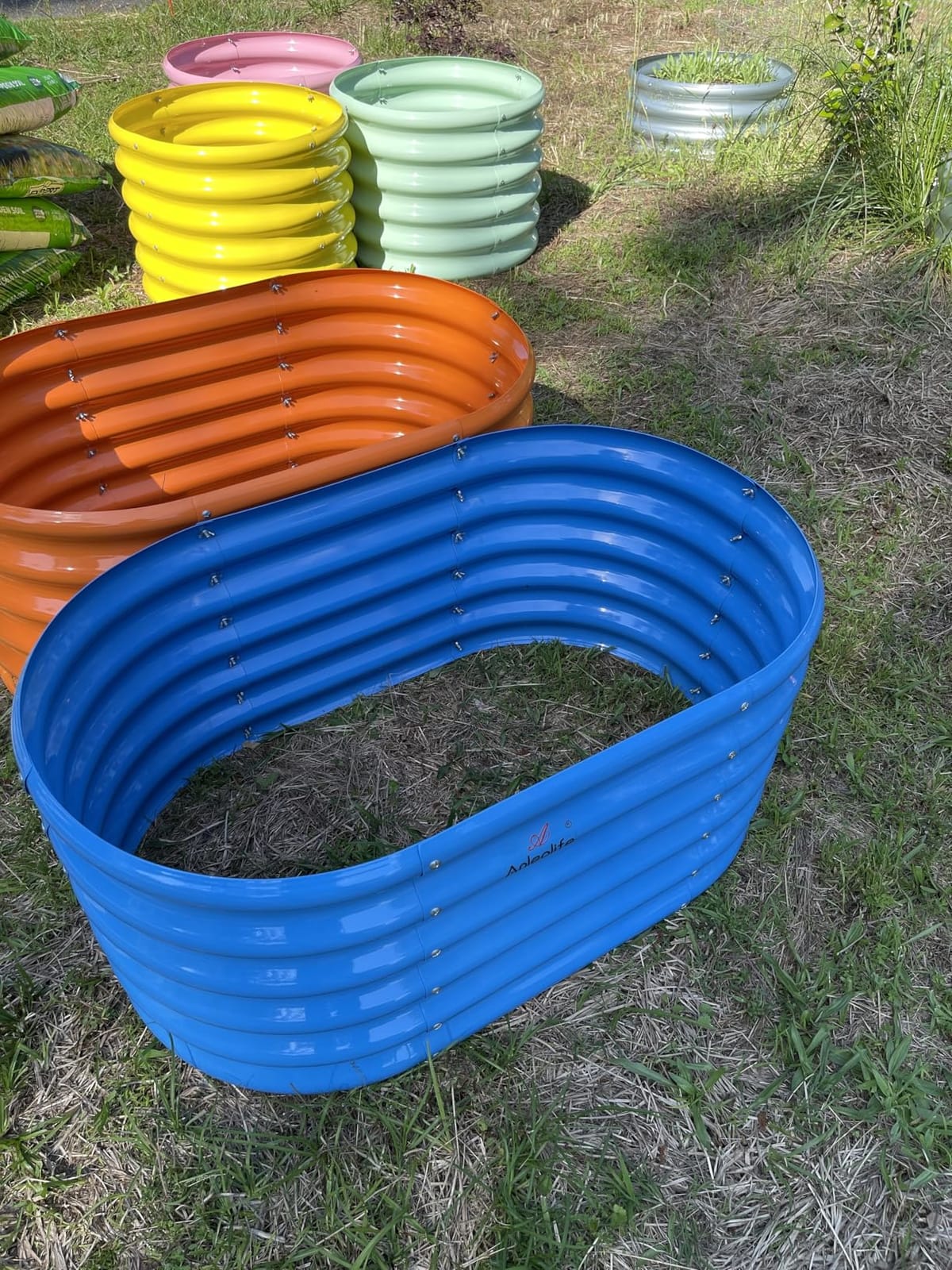 Anleolife 4-Pack 24x24x18in Kids Round Raised Garden Beds, Blush Pink | Four Blush Pink Open-Bottom Plots For Flowers And Classroom Projects; Lead-Free Coating, Rounded Edges And Easy Setup customer photo 2