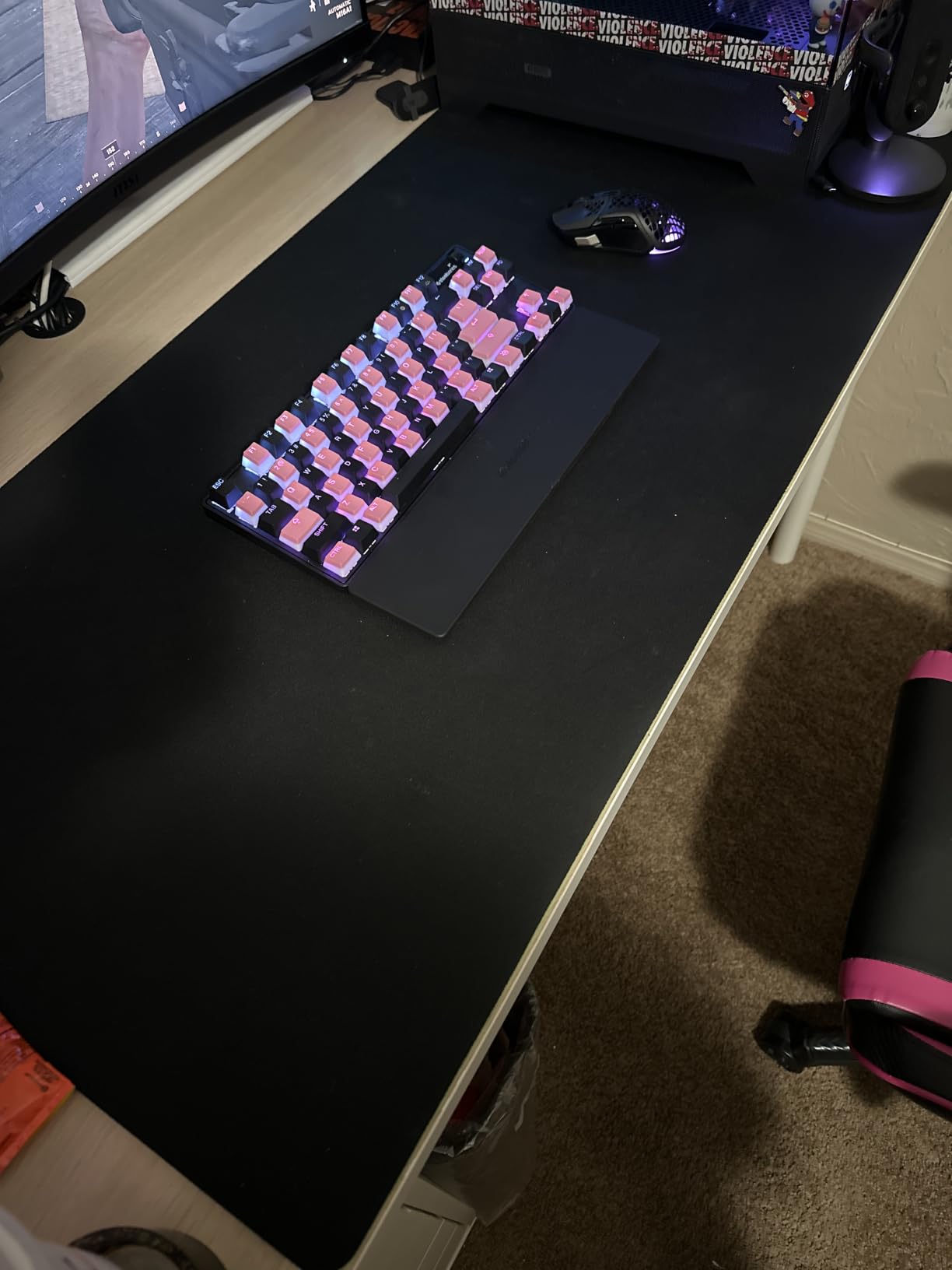 Razer Gigantus V2 Cloth Gaming Mouse Pad (XXL), Thick, Non-Slip Base, Black customer photo 2