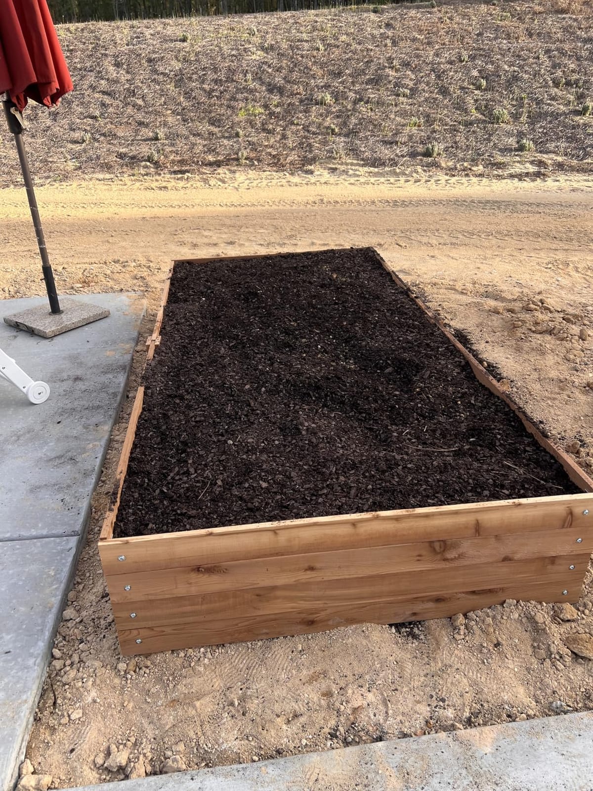 Infinite Cedar Select Cedar Raised Garden Bed (4' x 8' x 10.5
