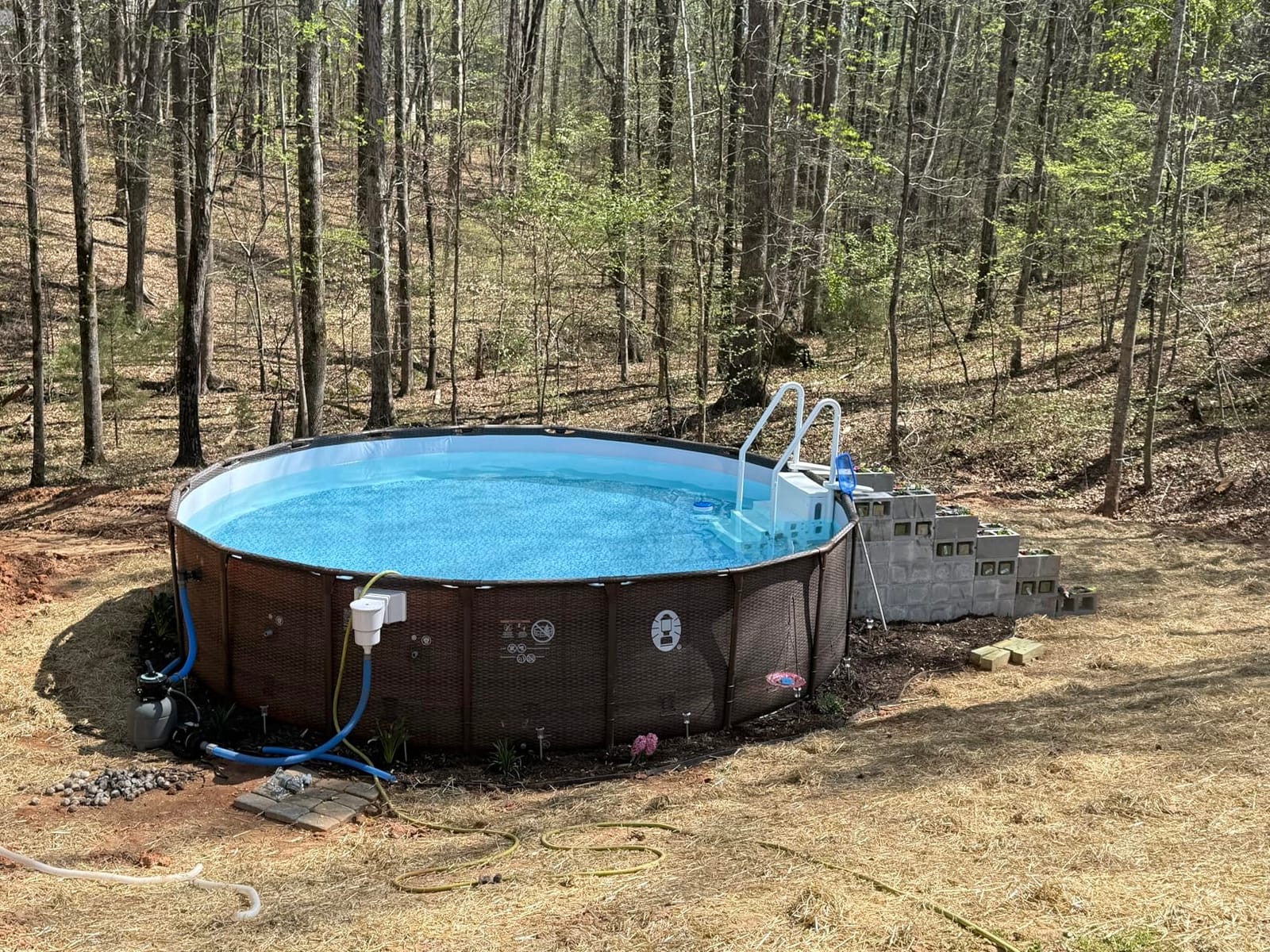 Pool Ladder, 4-Step Pool Stairs with Double Handrails and Non-Slip Steps for 48-54 In Above Ground and In-Ground Pools, White customer photo 2