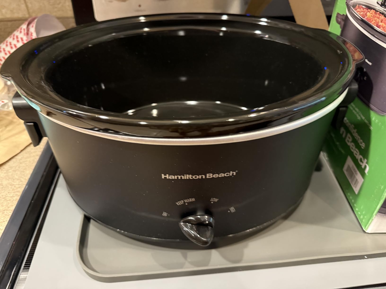 Hamilton Beach 6 Quart Slow Cooker With Space-Saving Folding Handles | 3 Heat Settings | Dishwasher Safe Stoneware Crock & Glass Lid | Black | 33664 customer photo 1