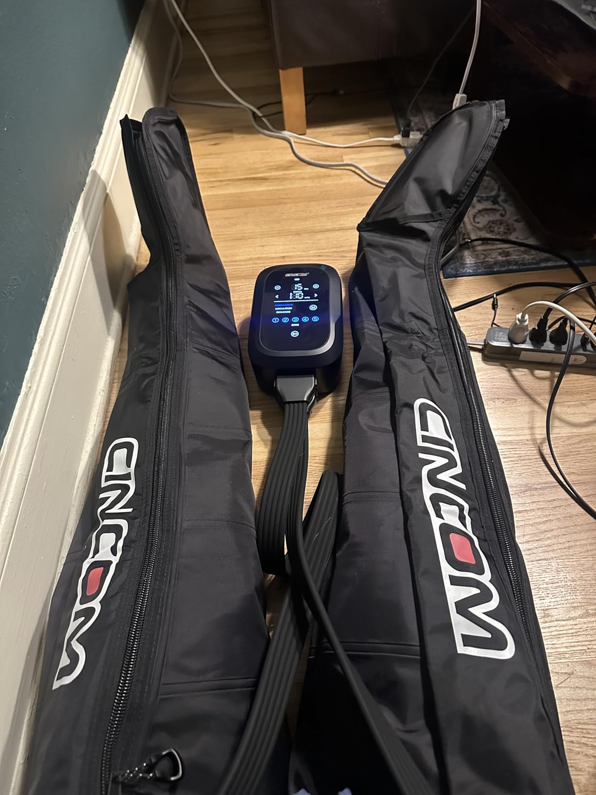 CINCOM Cordless Air Compression Recovery System customer photo 1