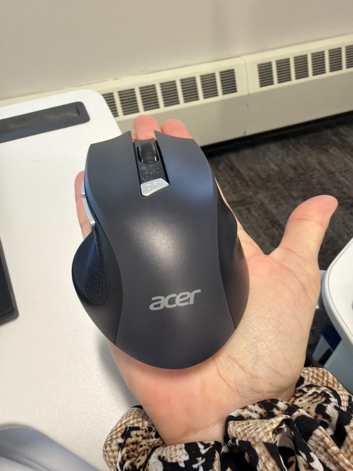 Acer Wireless Mouse for Laptop, 2.4GHz Computer Mouse 3 Adjustable 1600 DPI customer photo 2