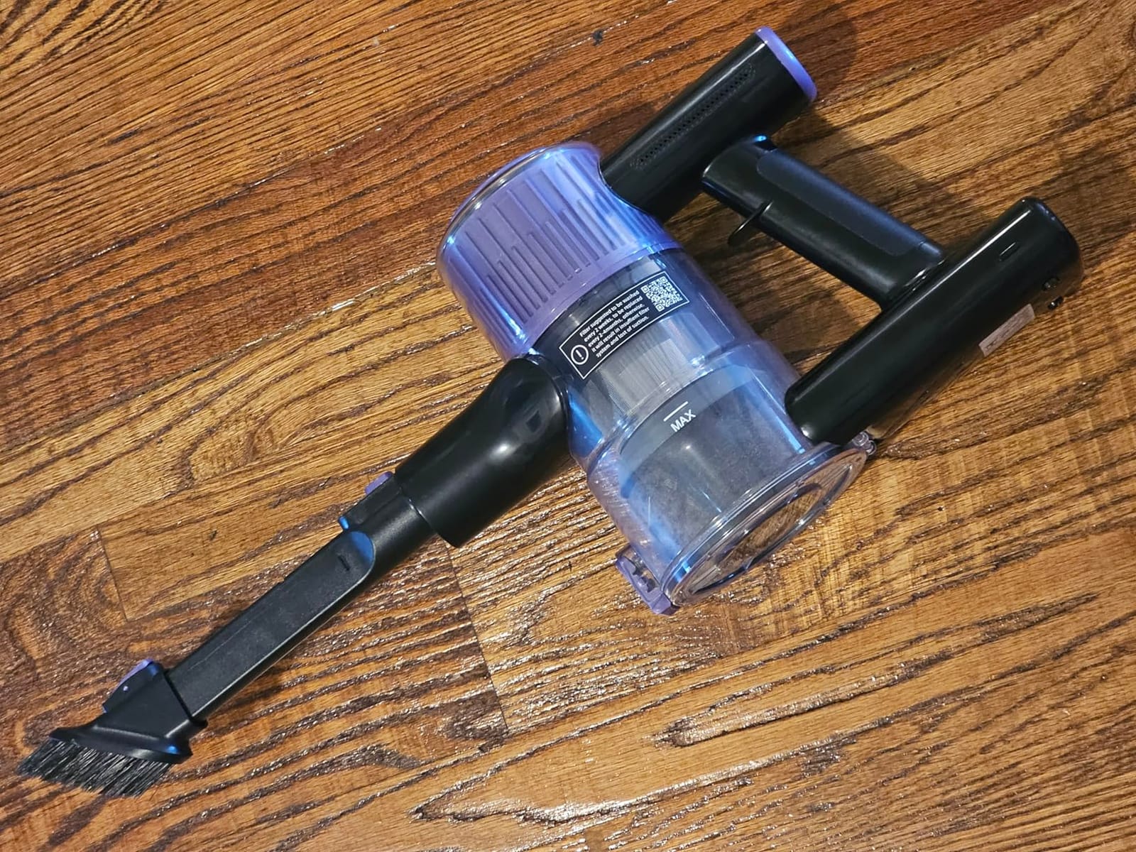 Cordless Vacuum Cleaner, 10 in 1 Stick Vacuum with Powerful Suction, Hose, Green LED Light, Anti-Tangle Brush, Lightweight Rechargeable Vacuum Cleaner for Home, Hardwood Floors, Pet Hair (Purple) customer photo 1