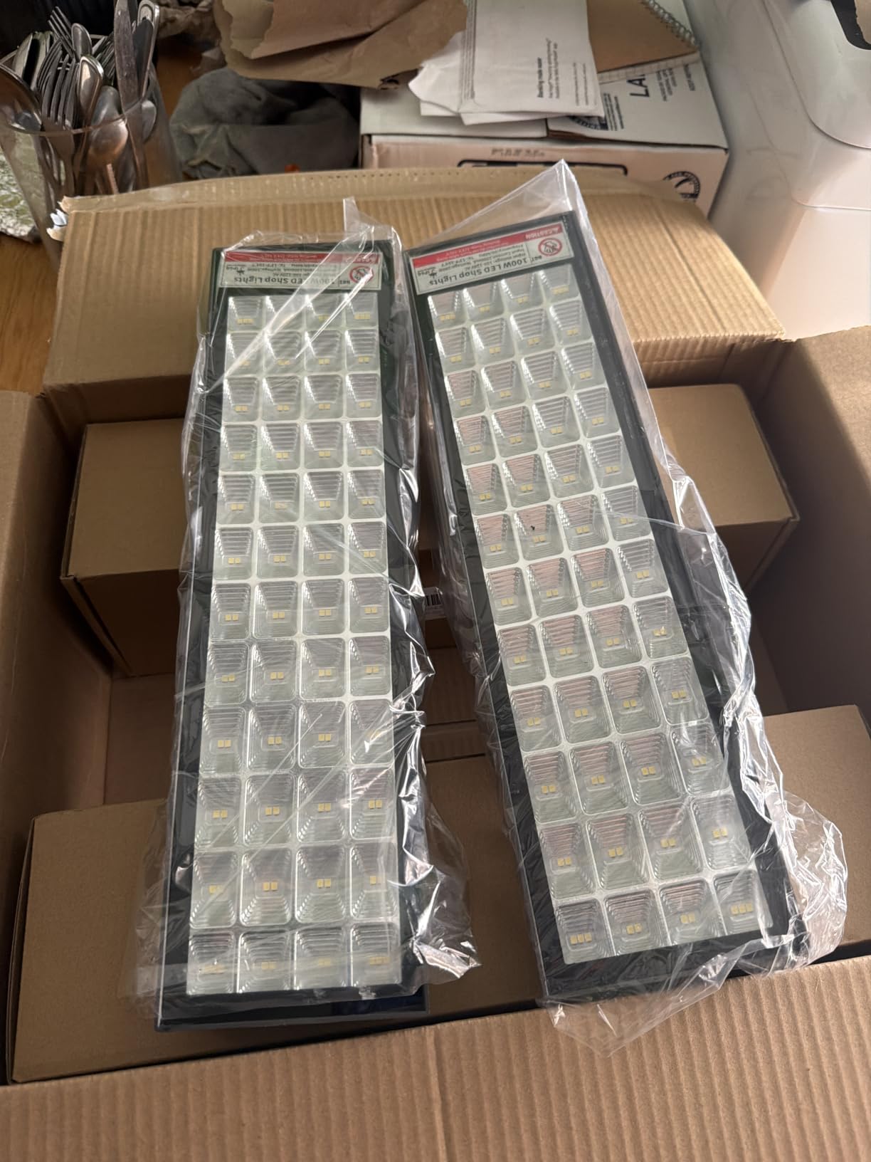 11000LM 100W LED Shop Light Plug in with Switch, IP66 for Garage Workbench customer photo 1
