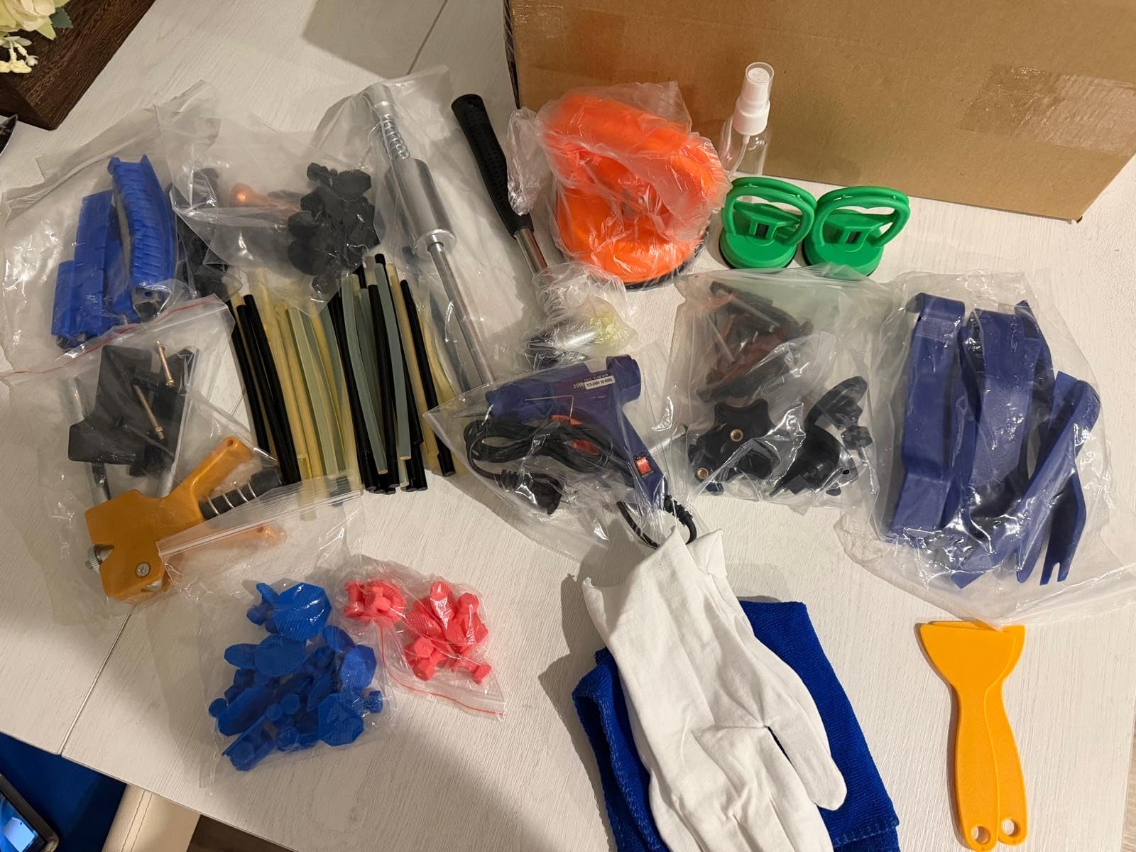 135pcs Dent Puller Kit, Paintless Dent Removal Kit for Dent Repair, Car Dent Repair Kit with T-Bar, Bridge Puller, Golden Lifter, Car Dent Remover for Car Refrigerator Door Ding Repair customer photo 1