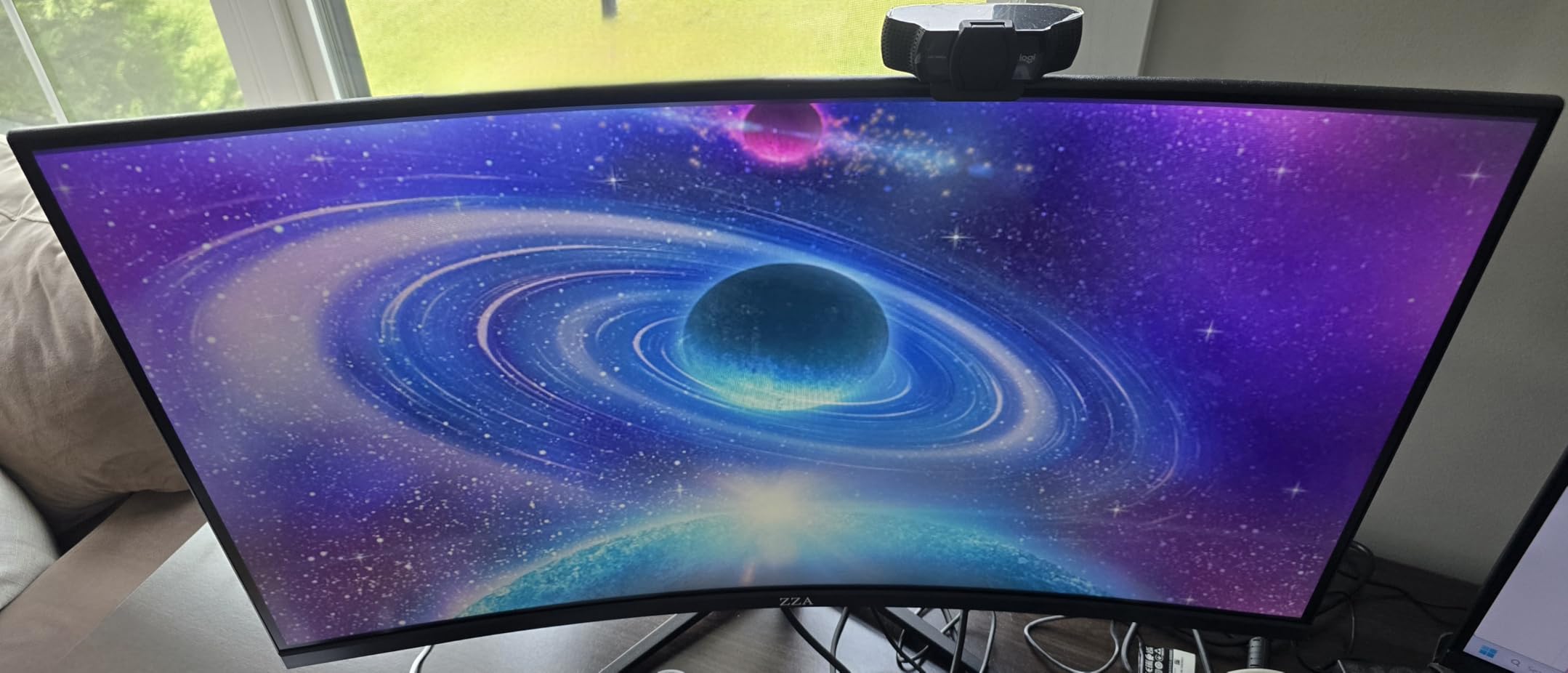 32 Inch 4K UHD Monitor (3840x2160), IPS,60Hz Refresh Rate, 120% sRGB, AMD FreeSync, 178° Viewing Angle, HDMI/DisplayPort, VESA 100x100mm Mount Compatible, Tilt Adjustable - Black customer photo 2