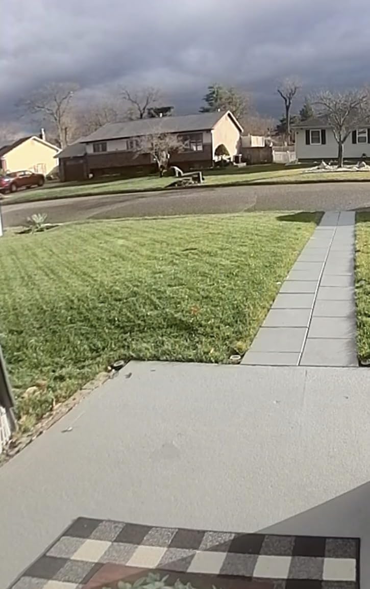 ANTHBOT Genie1000 Robot Lawn Mower NO Wire | 1/2 Acre RTK+4-Eye Vision, Auto Mapping customer photo 1