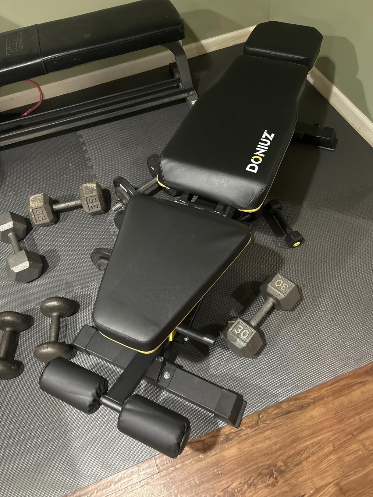 DONIUZ Adjustable Weight Bench for Home Gym, 1200LB Heavy Duty Commercial Workout Bench, Multi-Position Incline Decline Flat FID Bench Press with Headrest & Leg Rollers for Full Body Strength Training customer photo 1