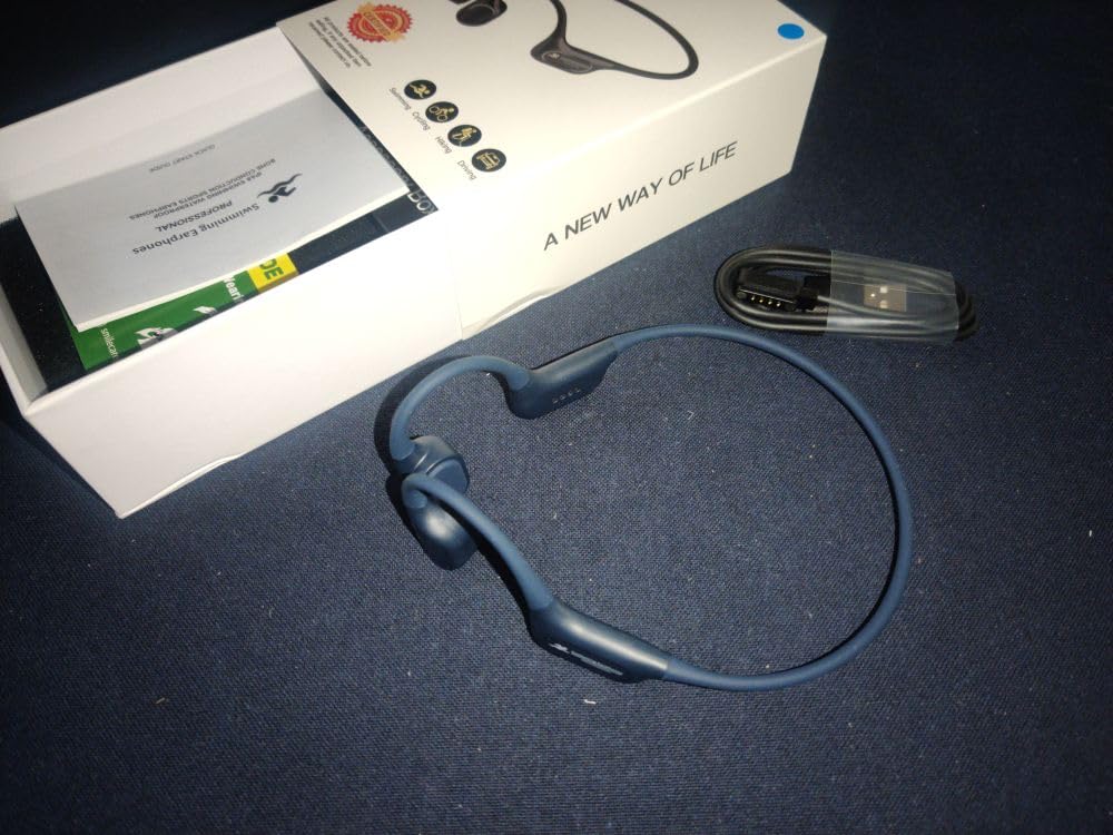 Bone Conduction Swimming Headphones,IP68 Waterproof Underwater Swim Earbuds customer photo 1