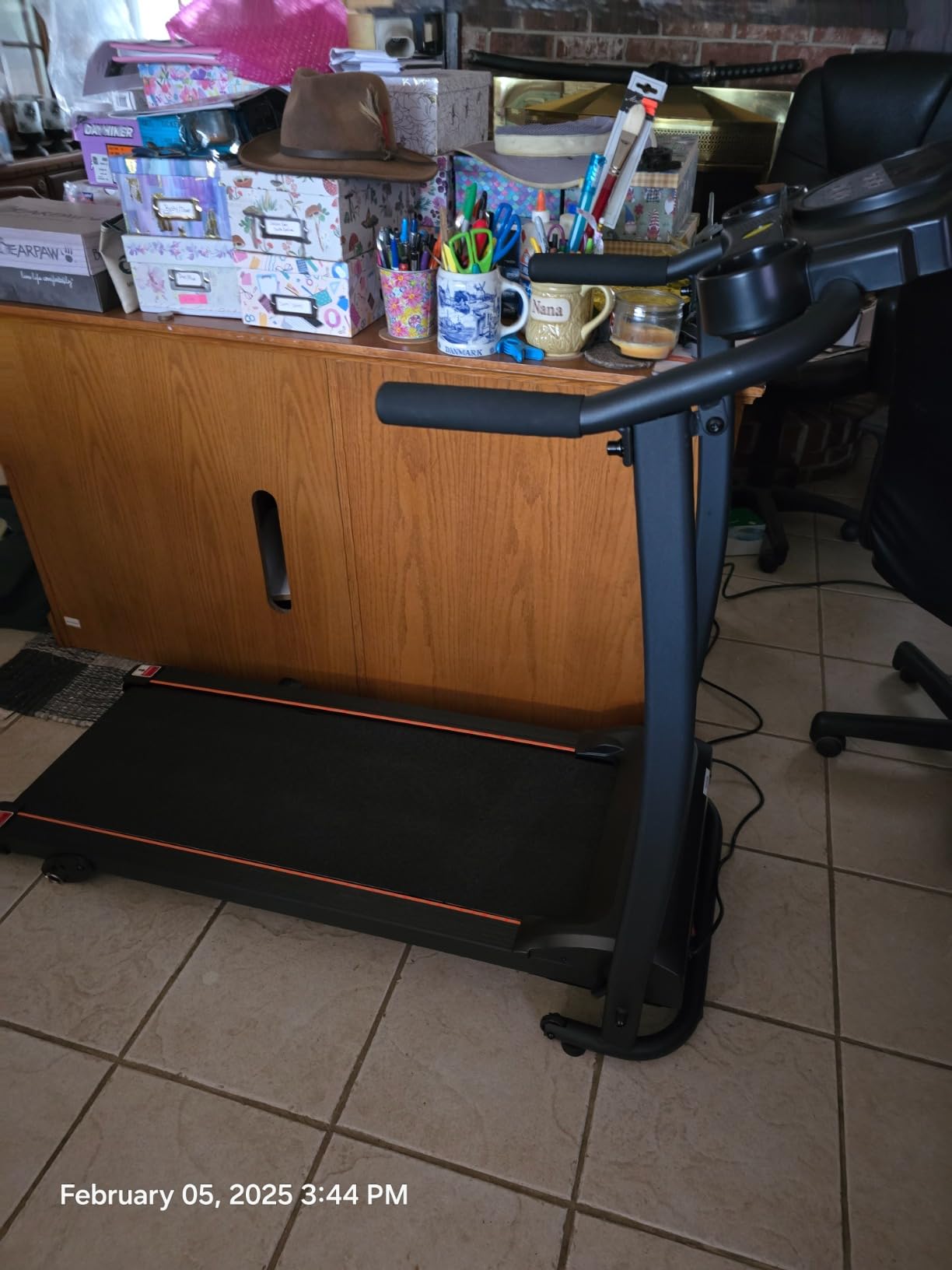 YUEJIQI Treadmill with 10%/25% Incline 8.5/10MPH for Office Home Gym customer photo 1