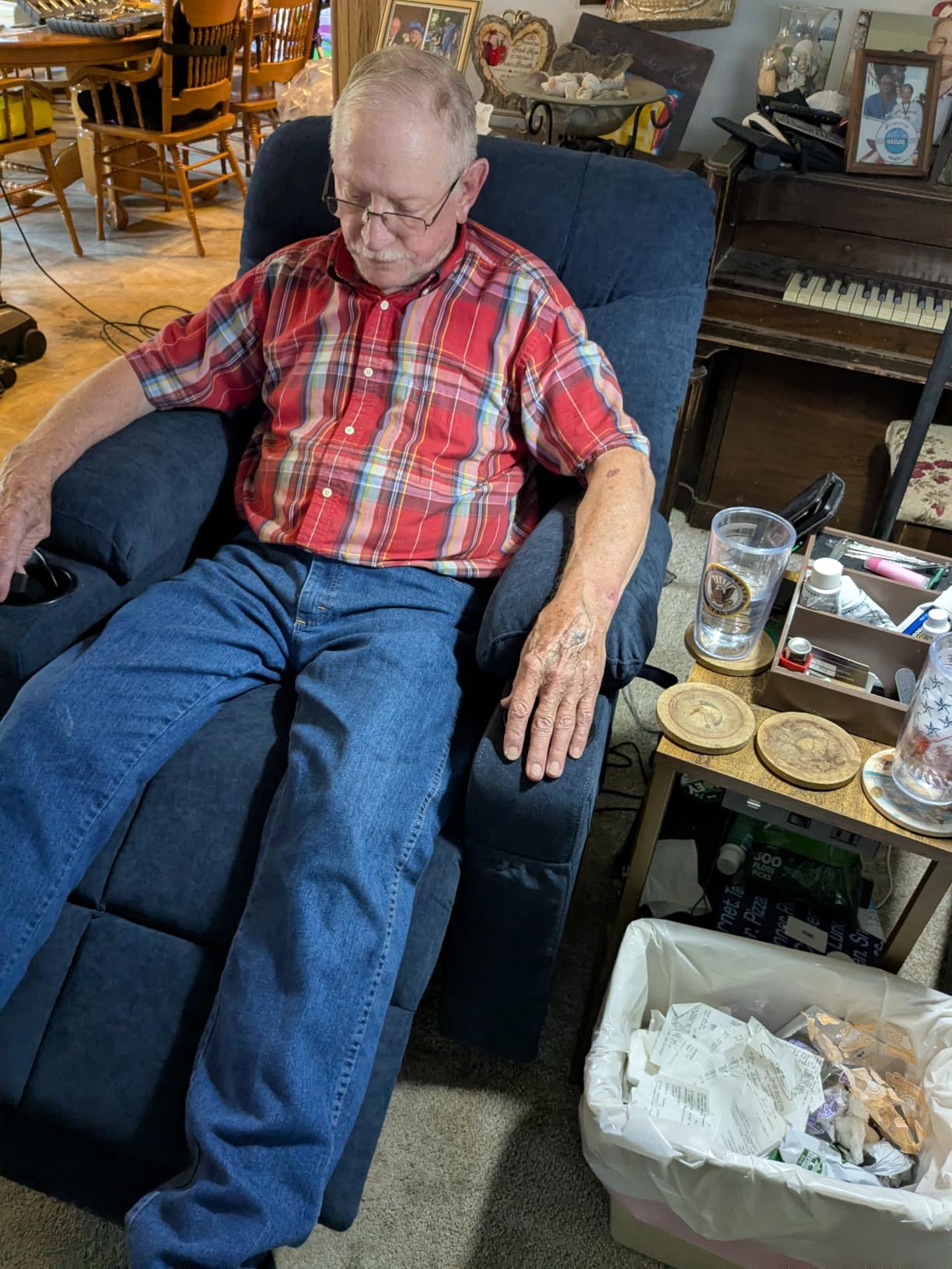 MCombo Power Lift Recliner for Elderly, Fabric R7399 (Brown, Large-Wide) customer photo 2