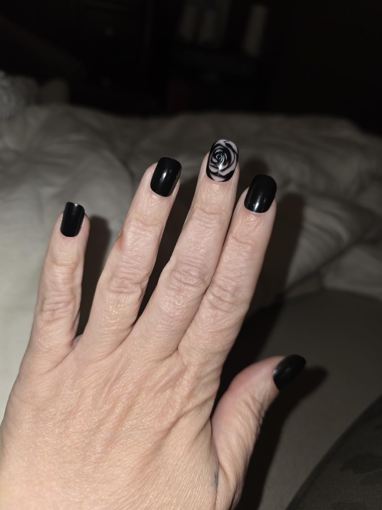 24Pcs Flower Press on Nails Fall Leaves Medium Coffin False Nails Thanksgiving Gel Glue on Nail Glossy Brown Gradient Acrylic Fake Nail French Tips Stick on Fingernails for Coquette Women Girls customer photo 2