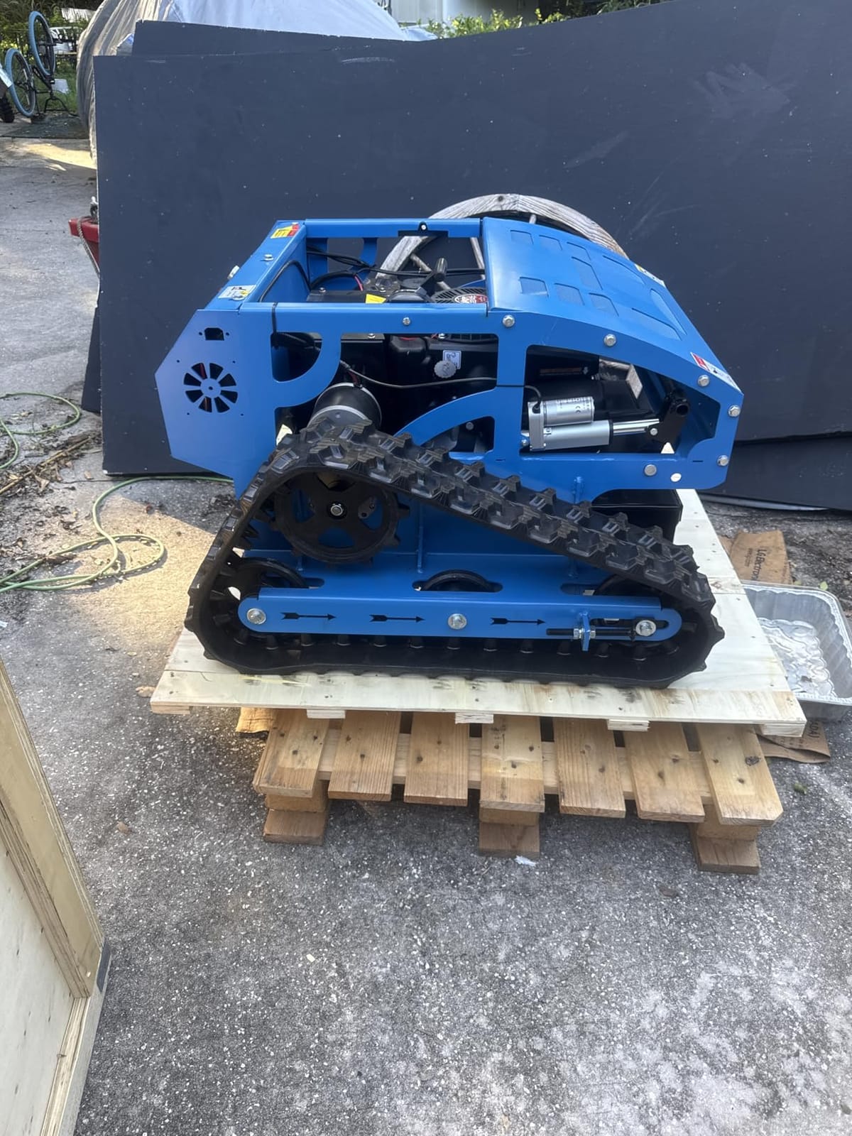 Remote Control Lawn Mower - 21.65
