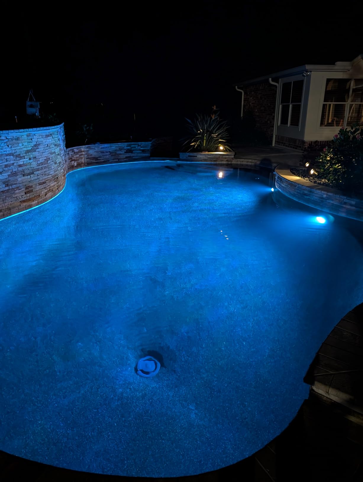 Life-Bulb - 10 Inch Intelli RGBW Color Pool Light for Inground Pool - 120V - 100 Ft Cord - Pool Light Fixture, LED Lights - Replacement for Pentair IntelliBrite 5G - Lifetime Replacement Program customer photo 1