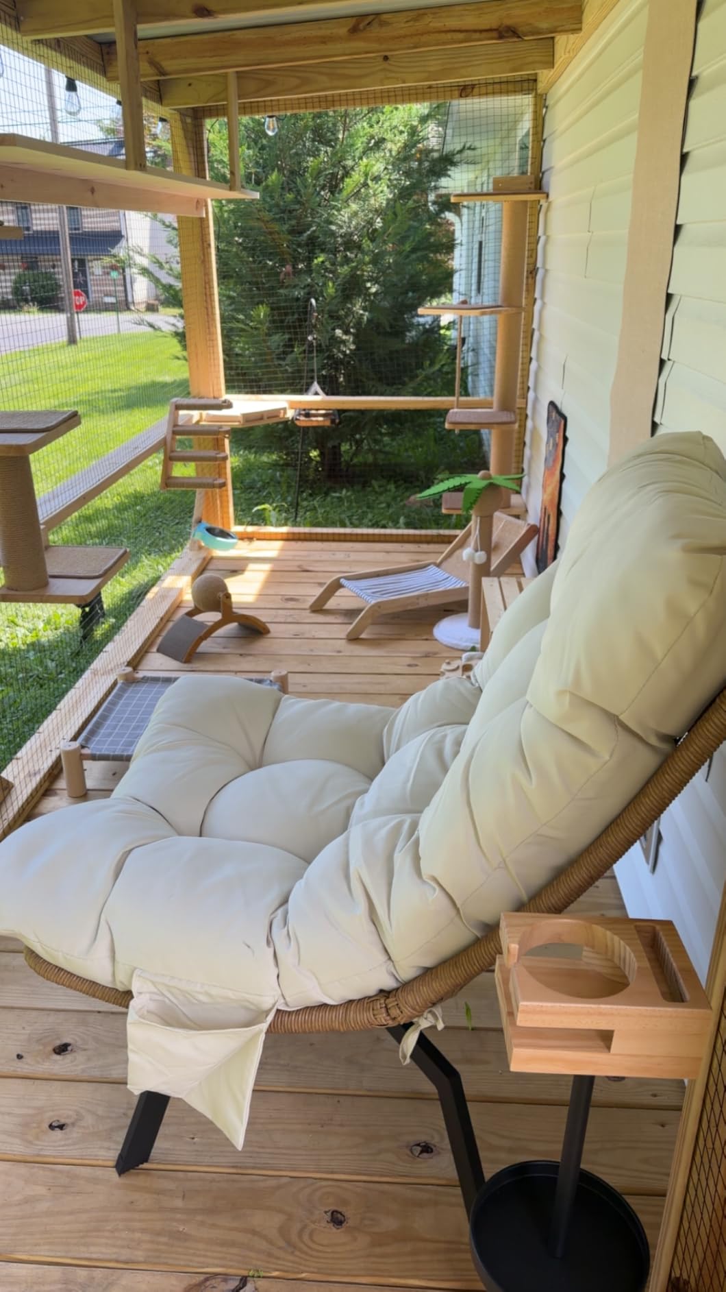 Vongrasig Swivel Wicker Chair PE Rattan Chair with Cushion, Oversized Patio Lounge Chair for Outdoor, Indoor, Balcony, Backyard, Garden, Living Room, Beige customer photo 1