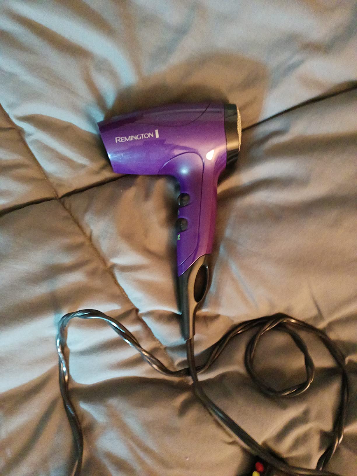 Remington Ionic Compact Hair Dryer, 1875W, Portable Anti-Frizz Dryer | Lightweight Design, Removable Filter for Easy Cleaning, 3 Heat and 2 Speed Settings, Ideal for Travel, Gym, and Blow Use customer photo 2