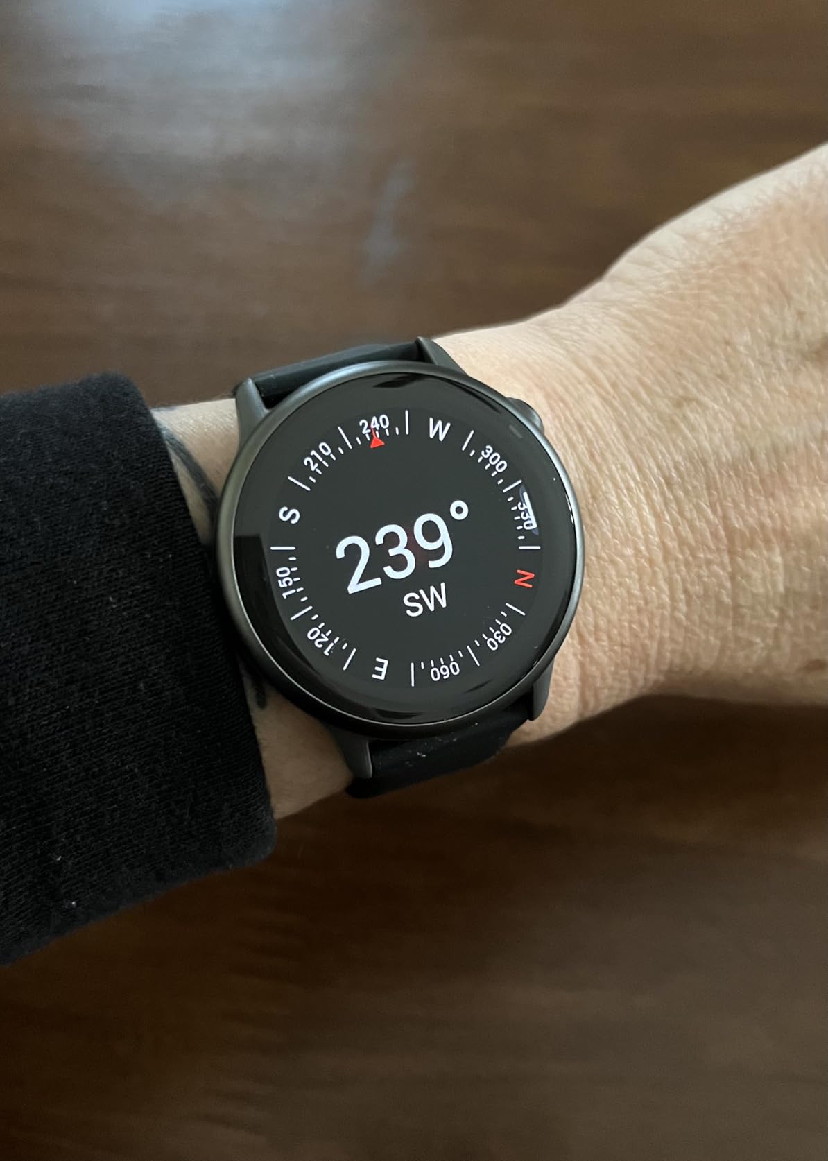 Garmin vívoactive® 6, Health & Fitness GPS Smartwatch, Pebble Gray/Slate customer photo 1