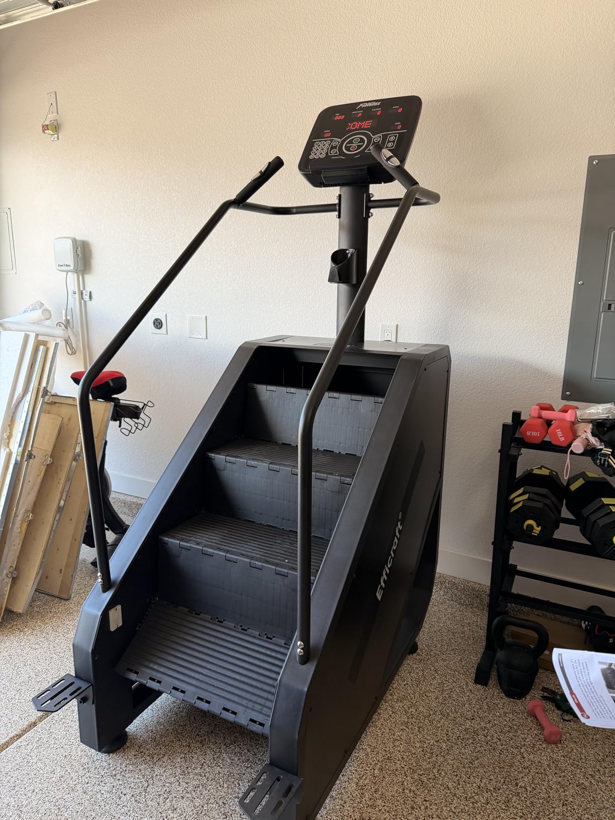 EFFICRAFT Commercial 90% Pre-Assembled Stair Master, Continuous Climbing Exercise Machine for Cardio, 15 Speed Levels Stair Master, 15-164 Steps/Min customer photo 1