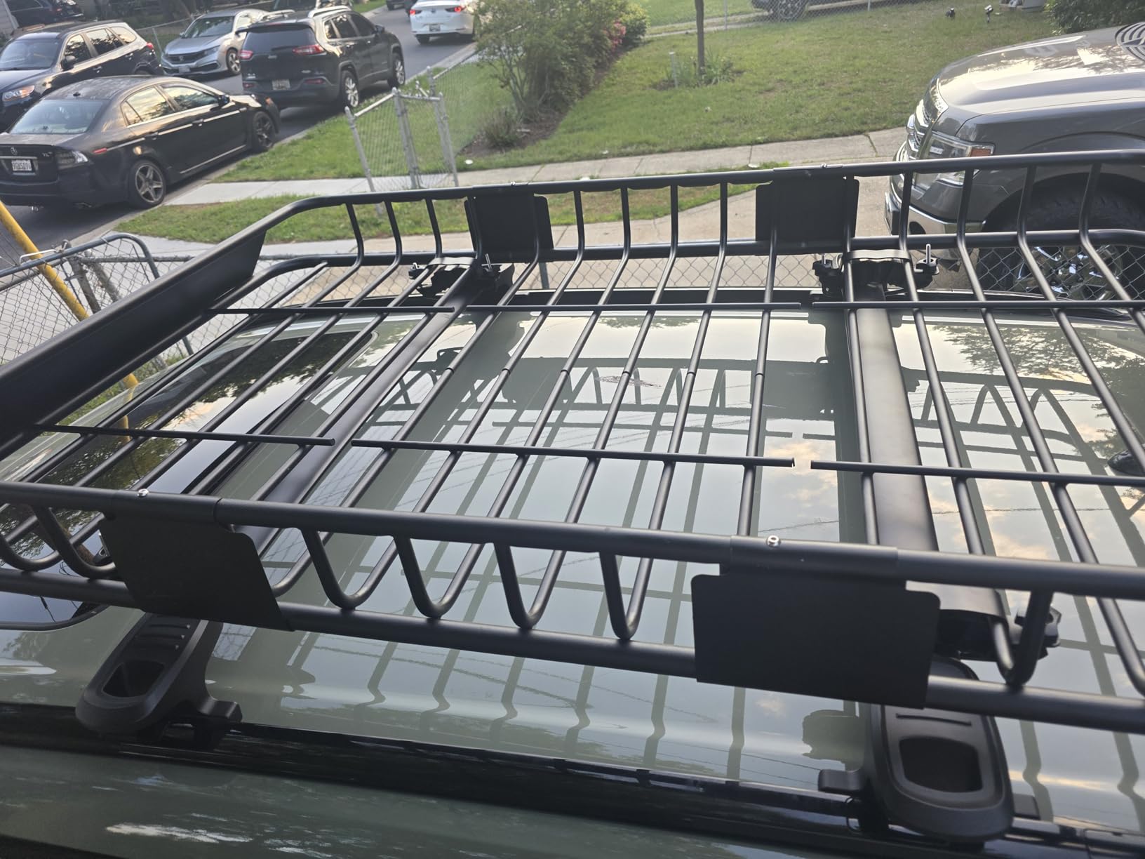 300lbs Roof Rack CrossBars for 2015-2020 Yukon & Suburban & Tahoe Escalade customer photo 2