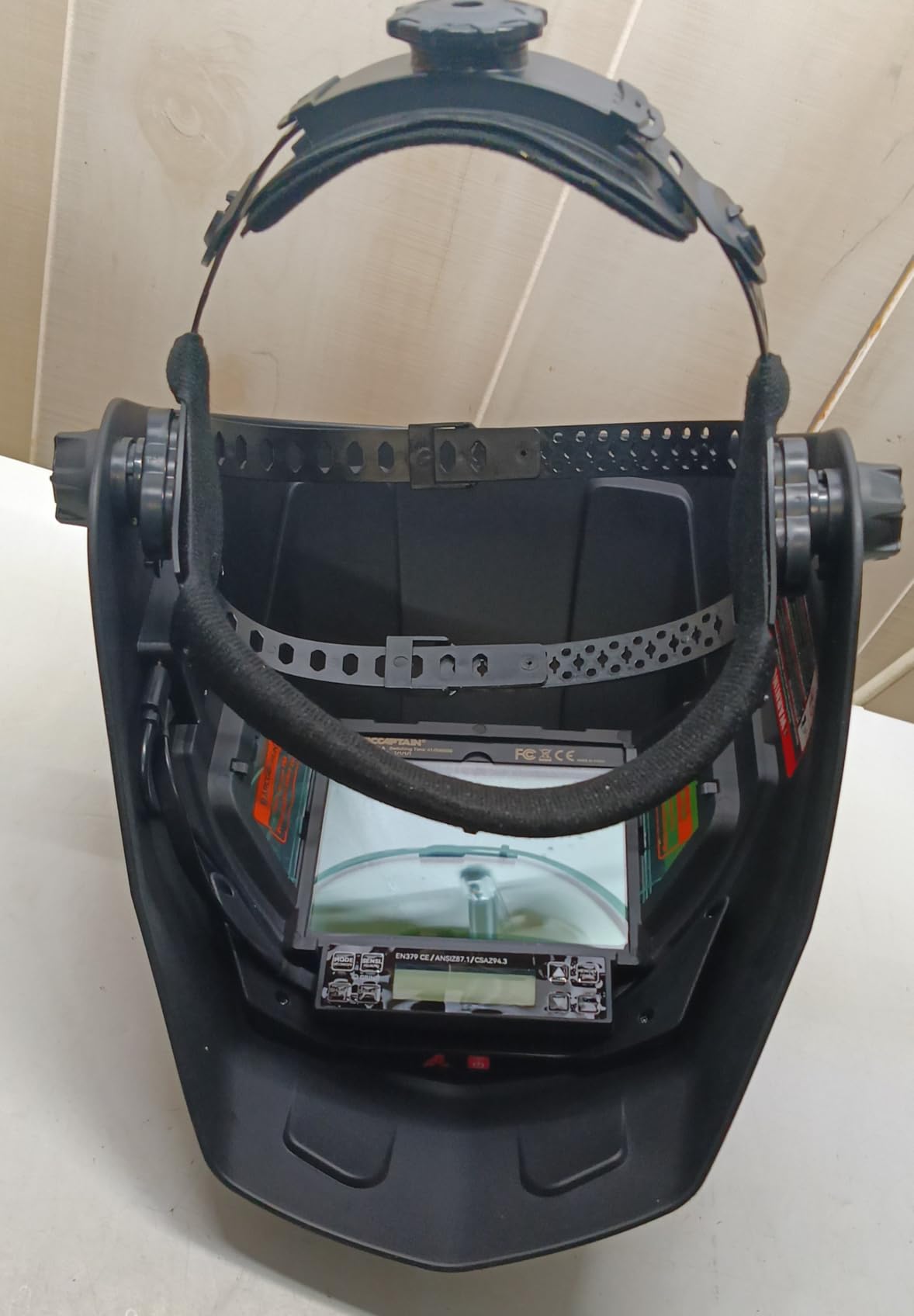 ARCCAPTAIN Intelligent Auto-Darkening Welding Helmet, 180° True Color Hood | 180° Panoramic View, 1/1/1/1 True Color Lens, 1/30000s Response, One-Touch Grind, LED Light, Memory & Gradient Modes customer photo 2