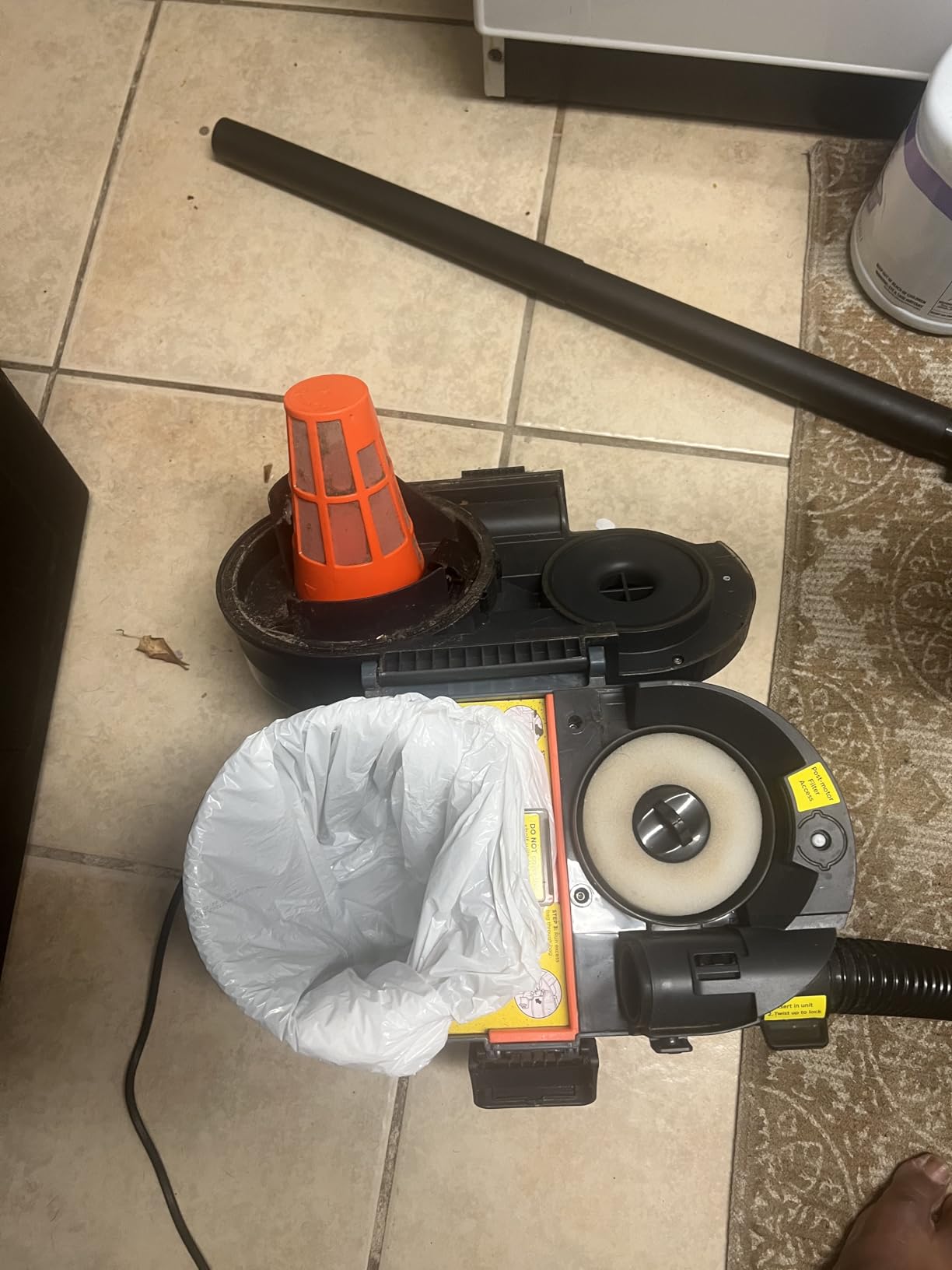 Shark EveryMess 3-in-1 Wet/Dry Vac & Stain Eliminator, 4 Tools VX101 | Ultra-Powerful, Multi-Surface, StainForce Technology, Perfect for Homes, Pets, and Cars, 4 Tools & Cleaning Solution, Gray customer photo 2