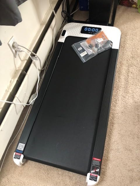 WELLFIT Folding Treadmill for Home, Walking Pad with Incline and Handle Bar customer photo 2
