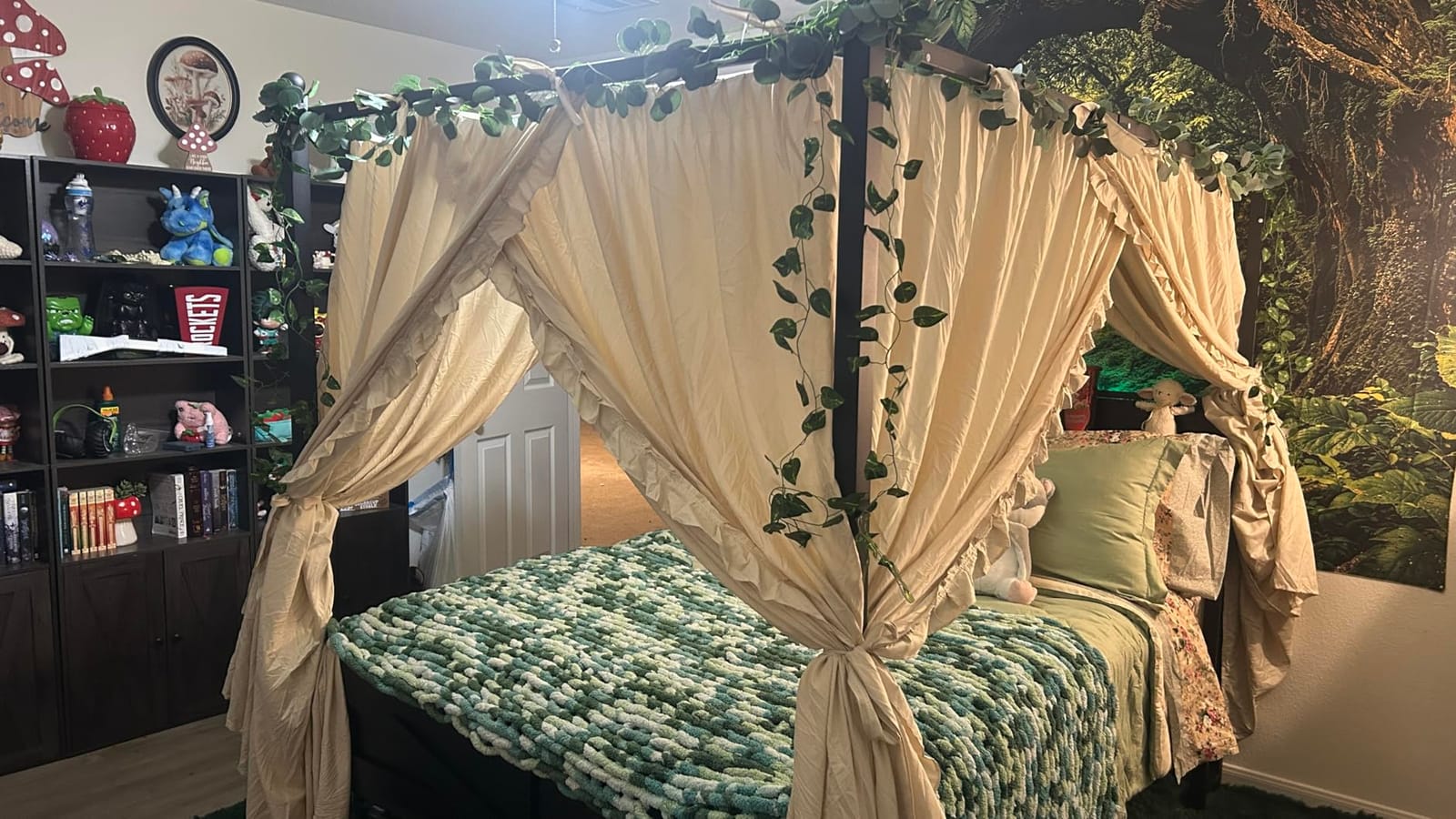 Canopy Bed Frame Full Size with Storage Headboard, Black customer photo 2