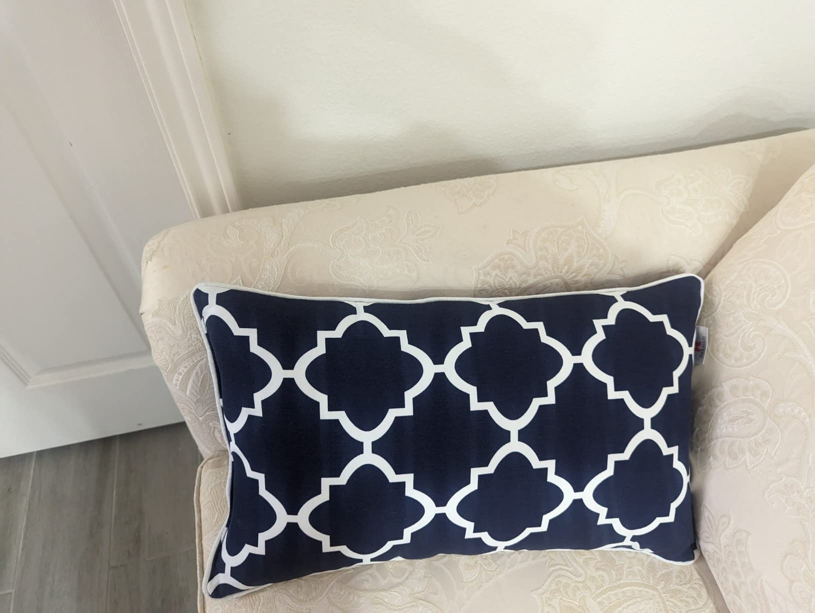 Pack of 2 Patio Lumbar Pillows 12