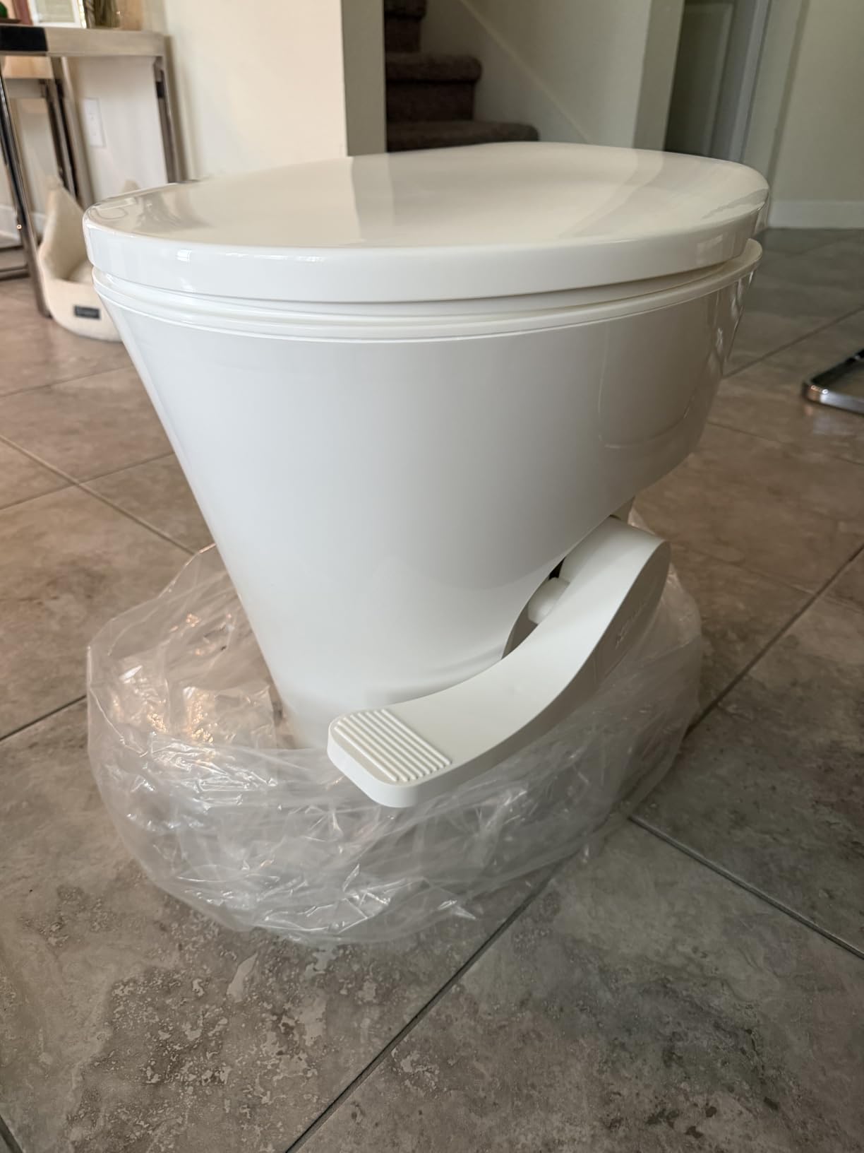 Kohree RV Toilet, 18.5” Residential Height, Soft Close Seat & Cover | Deeper Bowl & Longer Seat, Efficient Gravity Flush, Foot Pedal Operation, Universal Fit for RV Motorhomes Campers, White customer photo 2