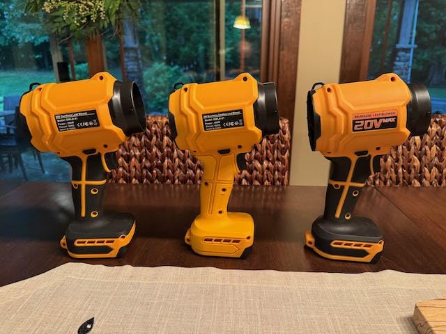 Cordless Leaf Blower for DEWALT 20V Max Battery, 720-CFM 180-MPH Handheld Electric Brushless Dust Blower with Light, Battery Powered Leaf Blowers for Patio, Lawn Care, Leaves (4.0Ah Battery Included) customer photo 1
