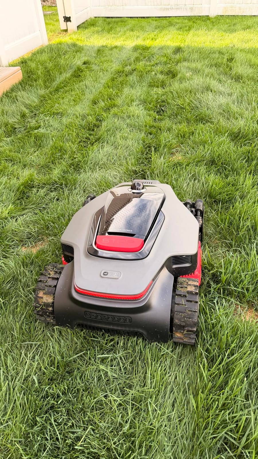 MOVA LiDAX Ultra 3000 AWD Robot Lawn Mower Wire Free RTK Free for up to 0.75 Acre, Dual Maps, 360° 3D LiDAR & AI Dual Vision Mapping, Robotic Mower with 4G, for 80% Slopes, Cutting Height 1.2