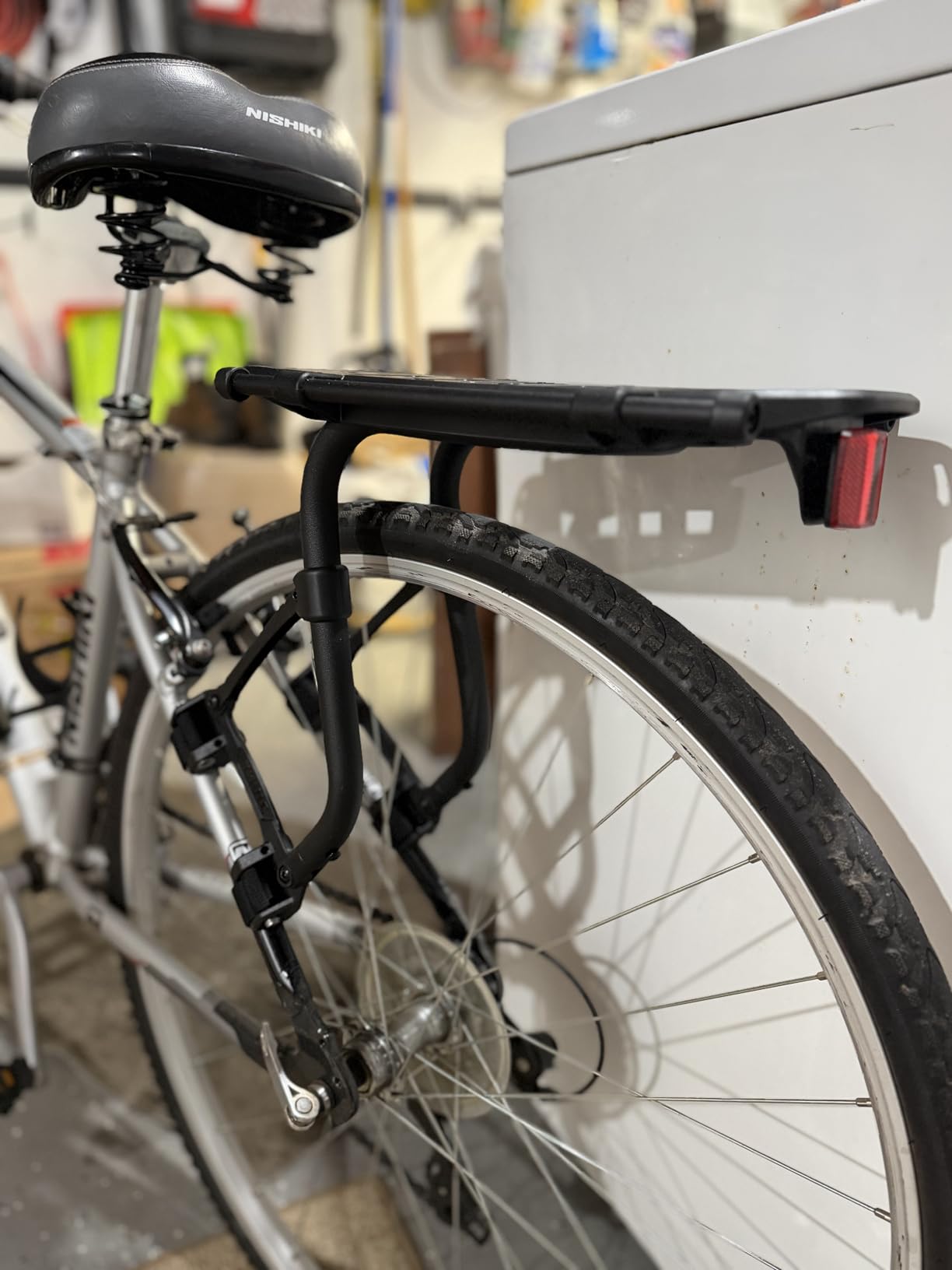 Thule Tour Rack, 25lb Capacity, Fits 29 X 2.6 Tires, Fits Most Bikes, MTB customer photo 1