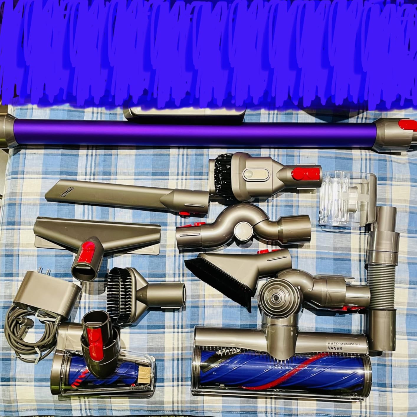 Dyson V11 Extra (Nickel/Purple) customer photo 1