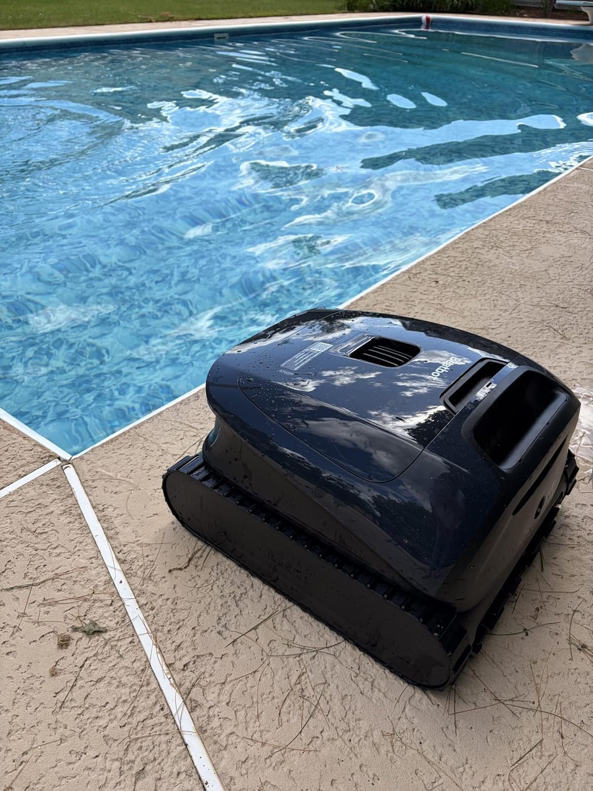 Beatbot Sora 30 Pool Vacuum, Floor & Wall & Waterline & Platform Cleaning, 6800GPH Power, Smart Parking, 300Min Runtime, 5L Capacity, for Above & In-Ground Pools 3229 sq.ft, Deep Blue customer photo 1