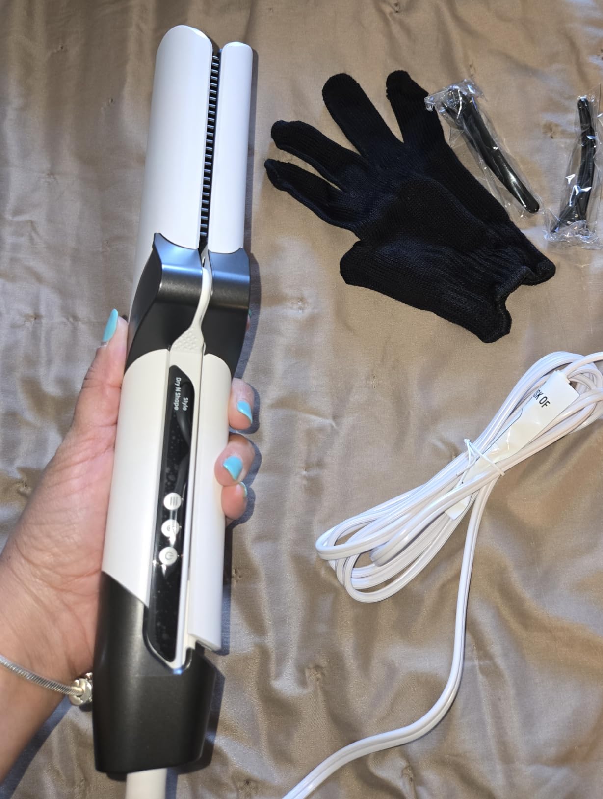 Quico Hair Air Straightener, 100-240V Dual Voltage Wet to Dry Straightener | Air Straight with High-Speed Airflow 5 Temps, 2-in-1 Flat Iron and Hair Blow Dryer Straightener, Less Heat Damage, Classic customer photo 2