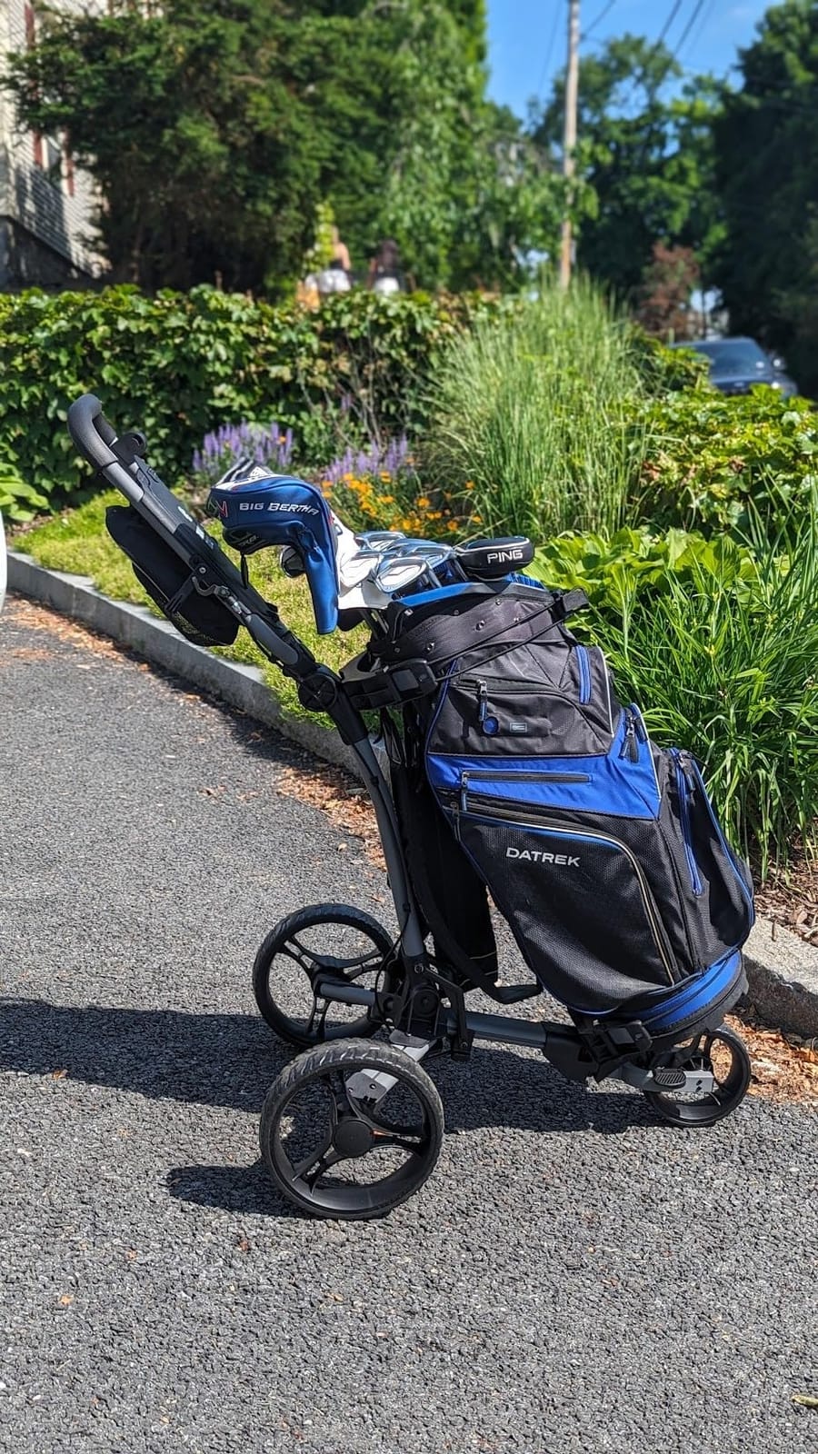 OMADA GOLF T2Lite Golf Push Cart | Lightweight, Ultra-Compact Folding Golf Cart | Large All Terrain Wheels | Umbrella Holder Included | Deep Storage Console | Adjustable Handle, Handbrake + Cup Holder customer photo 2