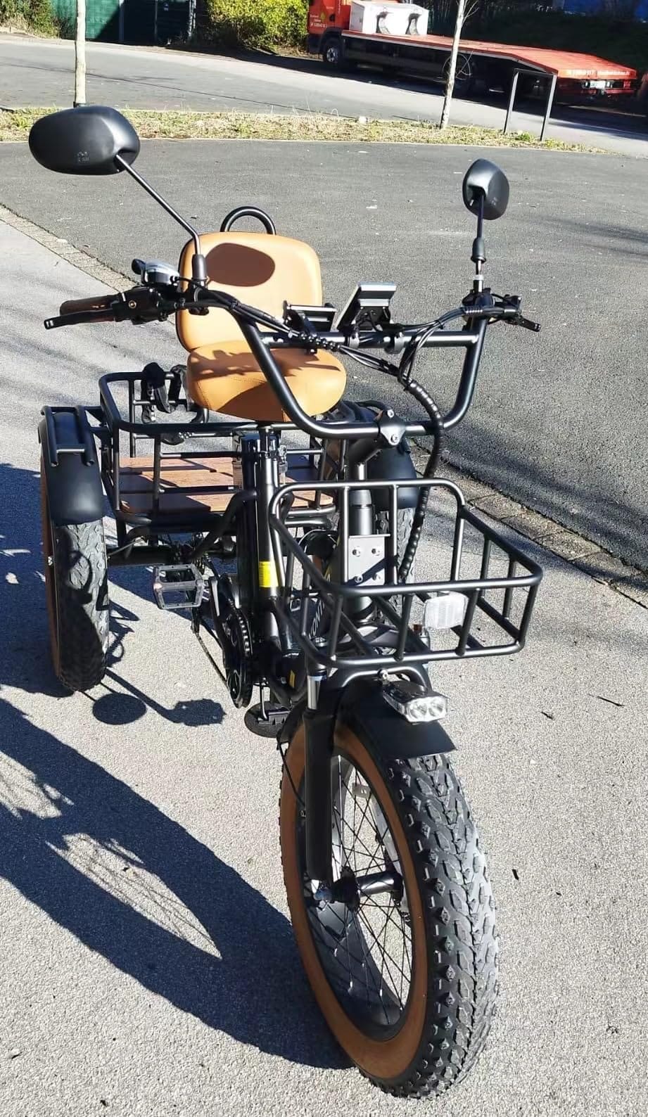 KAKIGO Electric Tricycle with Passenger Seat,Peak 1350W Two Seater Electric Tricycle for Adults,48V 15.6Ah 2 Seater Electric Trike,Front&Rear Basket,Rear Differential customer photo 2