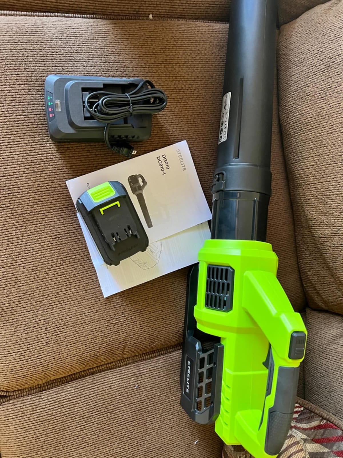 STEELITE 13-Inch Cordless Electric Lawn Mower for Small Yards | 20V Brushless Motor, 4.0Ah Battery & Charger Included, 5-Position Height Adjustment, Lightweight Only 20.5 lbs customer photo 2
