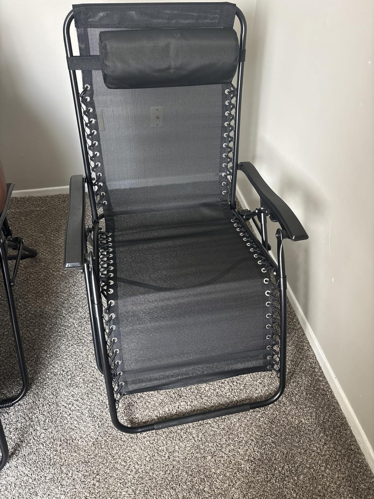 Best Choice Products Set of 2 Extra Wide Zero Gravity Chair Recliner customer photo 1