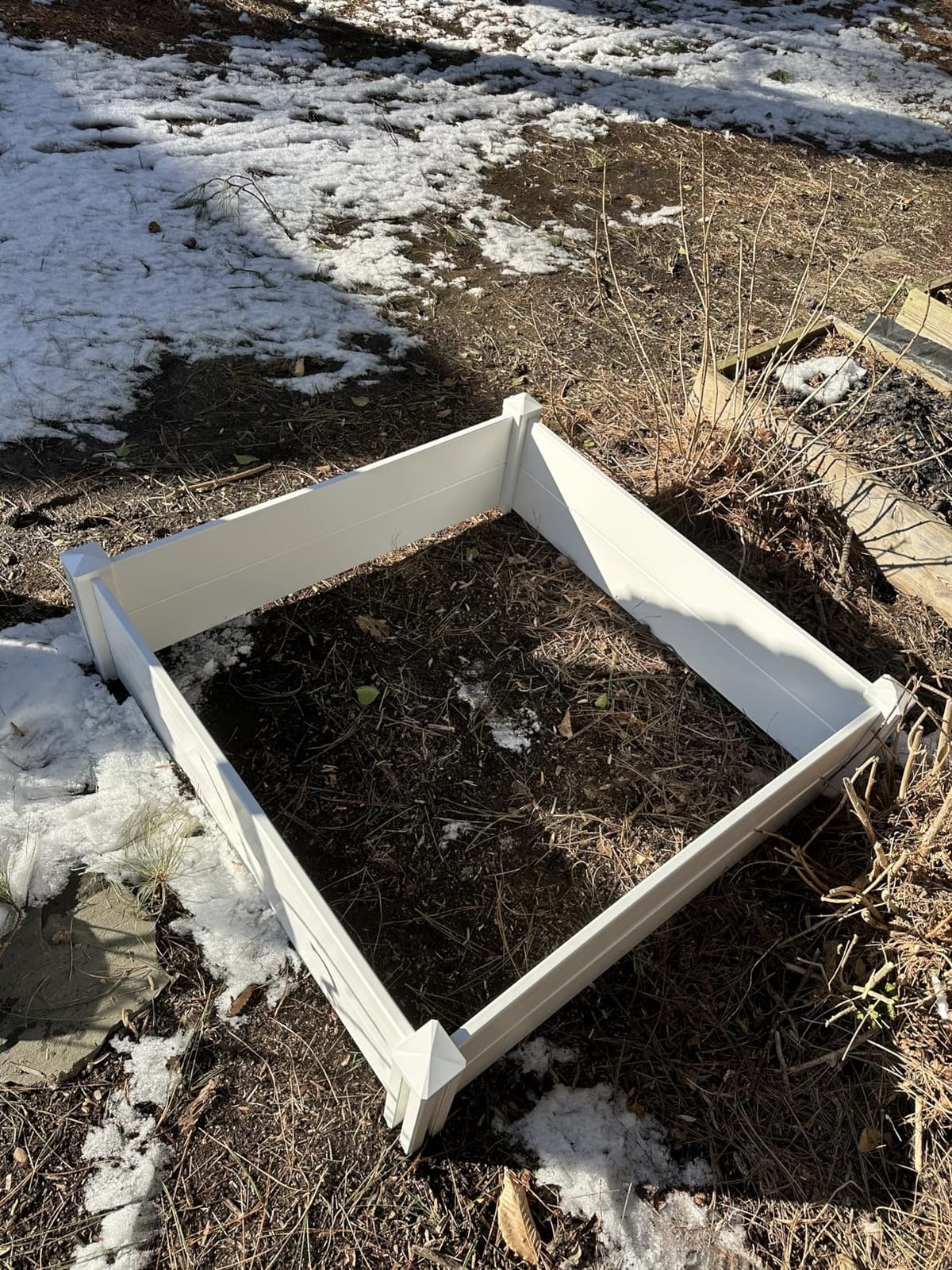 PASAMIC 8x4x1ft Vinyl Raised Garden Bed, Maintenance-Free Outdoor Garden Planter Box, Never Rust or Rot, Durable Open-Bottom Raised Bed for Vegetables, Flowers, Herbs & Fruits customer photo 2