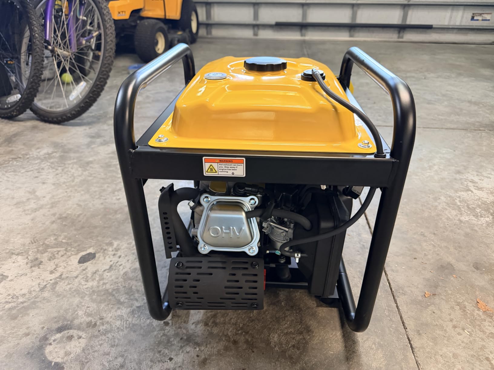 4000W Gas-Powered Inverter Generator, 208cc, Portable for Camping customer photo 1
