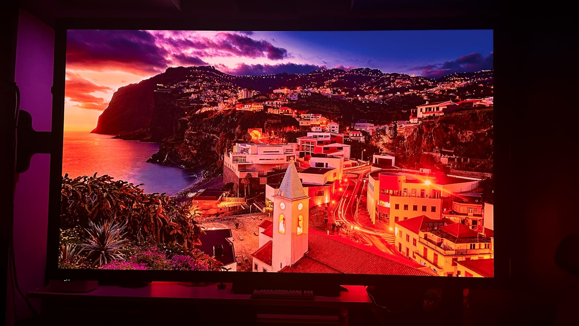Hisense XR10 Triple Laser 4K Projector, 6000 ANSI Lumens, 6000:1 Contrast, IRIS Lens, 0.84-2.0:1 Optical Zoom, Lens Shift,65” - 300”, Dolby Vision, IMAX Enhanced, Vidaa OS, Tuned by Devialet customer photo 1
