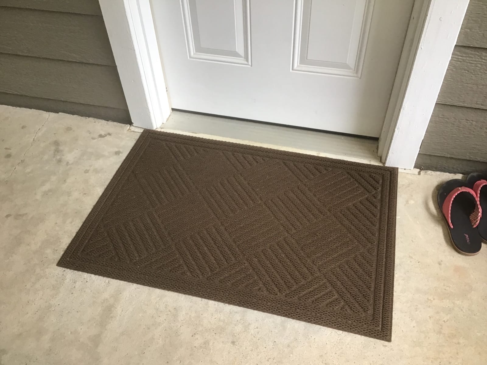 Mibao Meshy Mat Door Mat Heavy-Duty Quick-Dry Floor Mat, Sand & Dirt Trapper for Indoor & Outdoor, Ideal for Entrance, Mudrooms, Patios & Garages, Low-Profile, Non-Slip, Washable, Black, 30