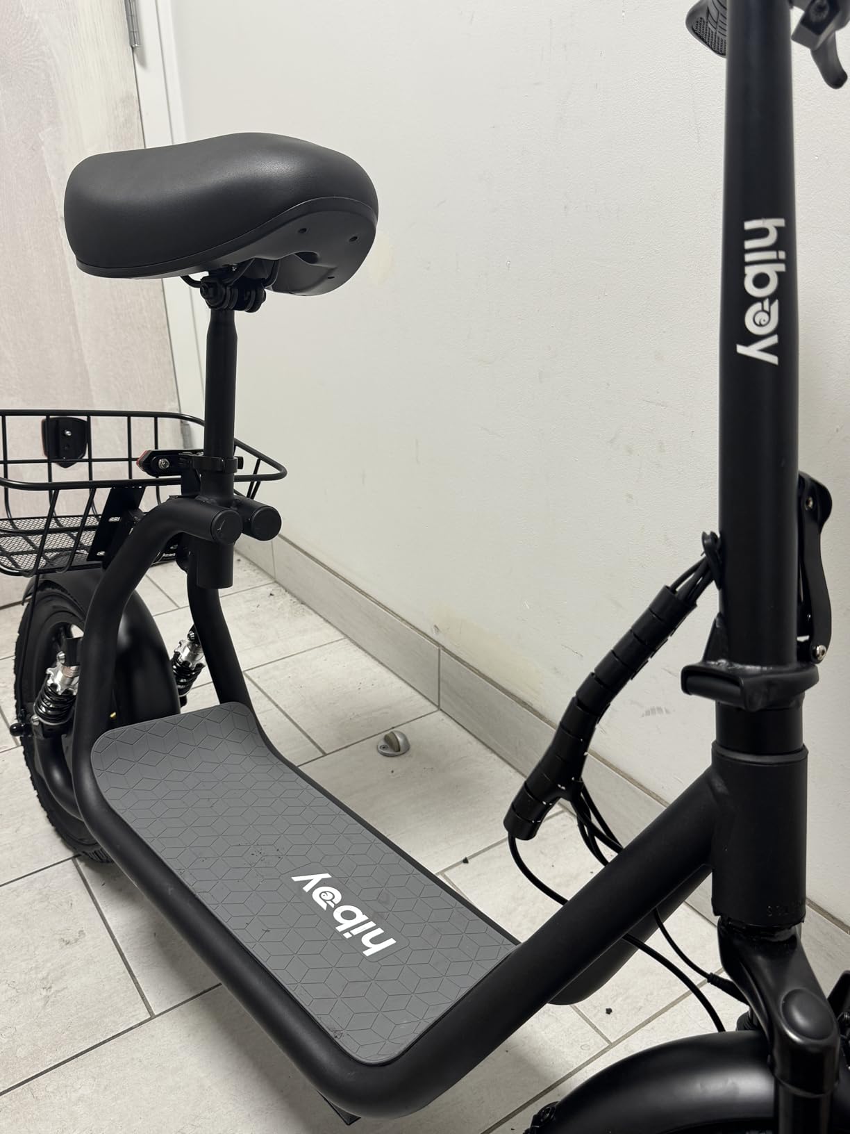Hiboy Q2/U2 Electric Scooter with Seat for Adults, 20-25 Miles customer photo 2
