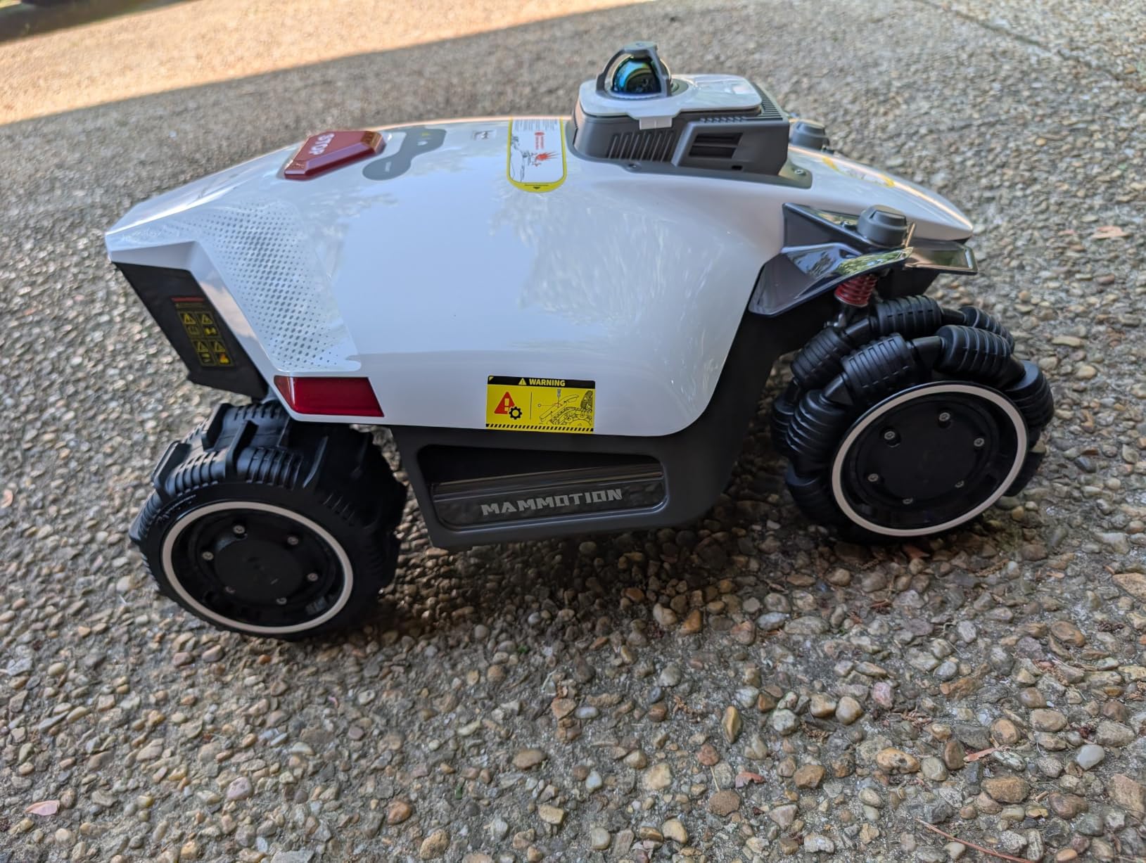 Mammotion LUBA 3 AWD 3000 Robot Lawn Mower with Cleaning Stand (Ship Separately), 360° LiDAR+NetRTK+AI Vision, AWD for 80% Slopes, 5400 sq.ft/h, Cutting Height 1.0