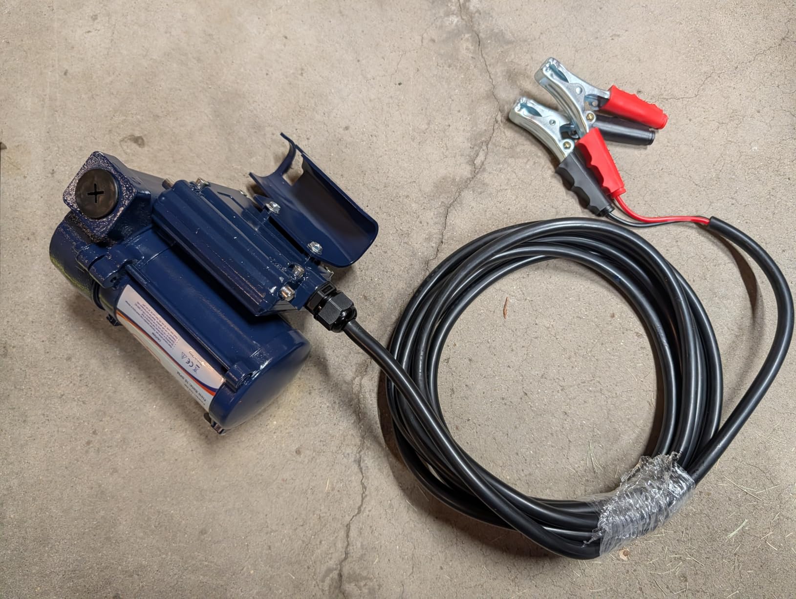12V Fuel Transfer Pump 15 GPM Transfer Tank Pump with Manual Nozzle & Hose | Diesel Transfer Pump 12 Volt Electric Gasoline Transfer Pump Kit for Fuel Tank, Gasoline, Diesel, Kerosene customer photo 1