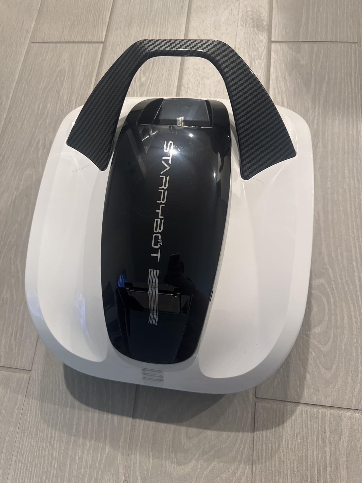 STARRYBOT Robotic Pool Vacuum, Dual-Motor Above-Ground Cleaner customer photo 1